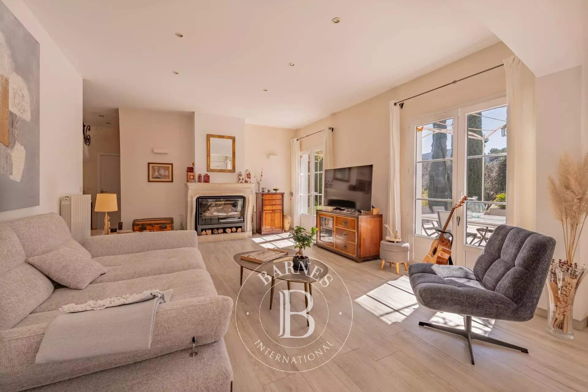 Jouques  - Maison 8 Pi&egrave;ces 5 Chambres - picture 5