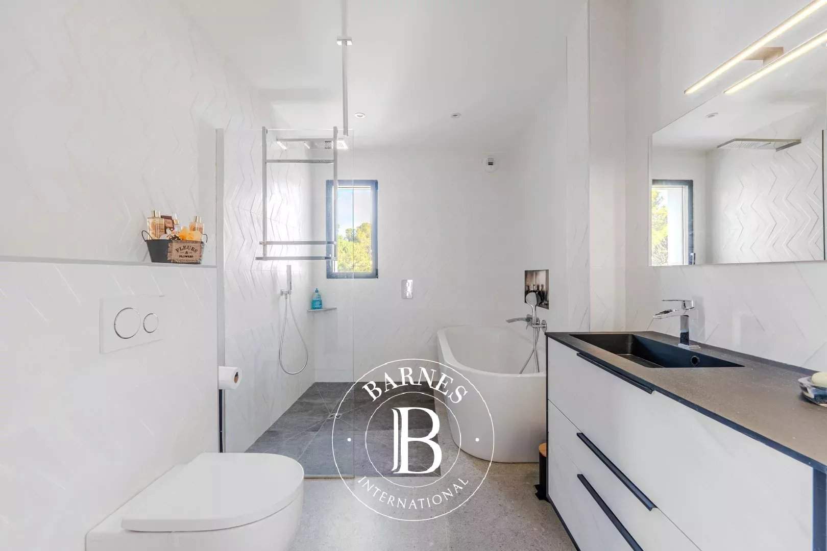 Aix-en-Provence  - Villa 3 Bedrooms - picture 18