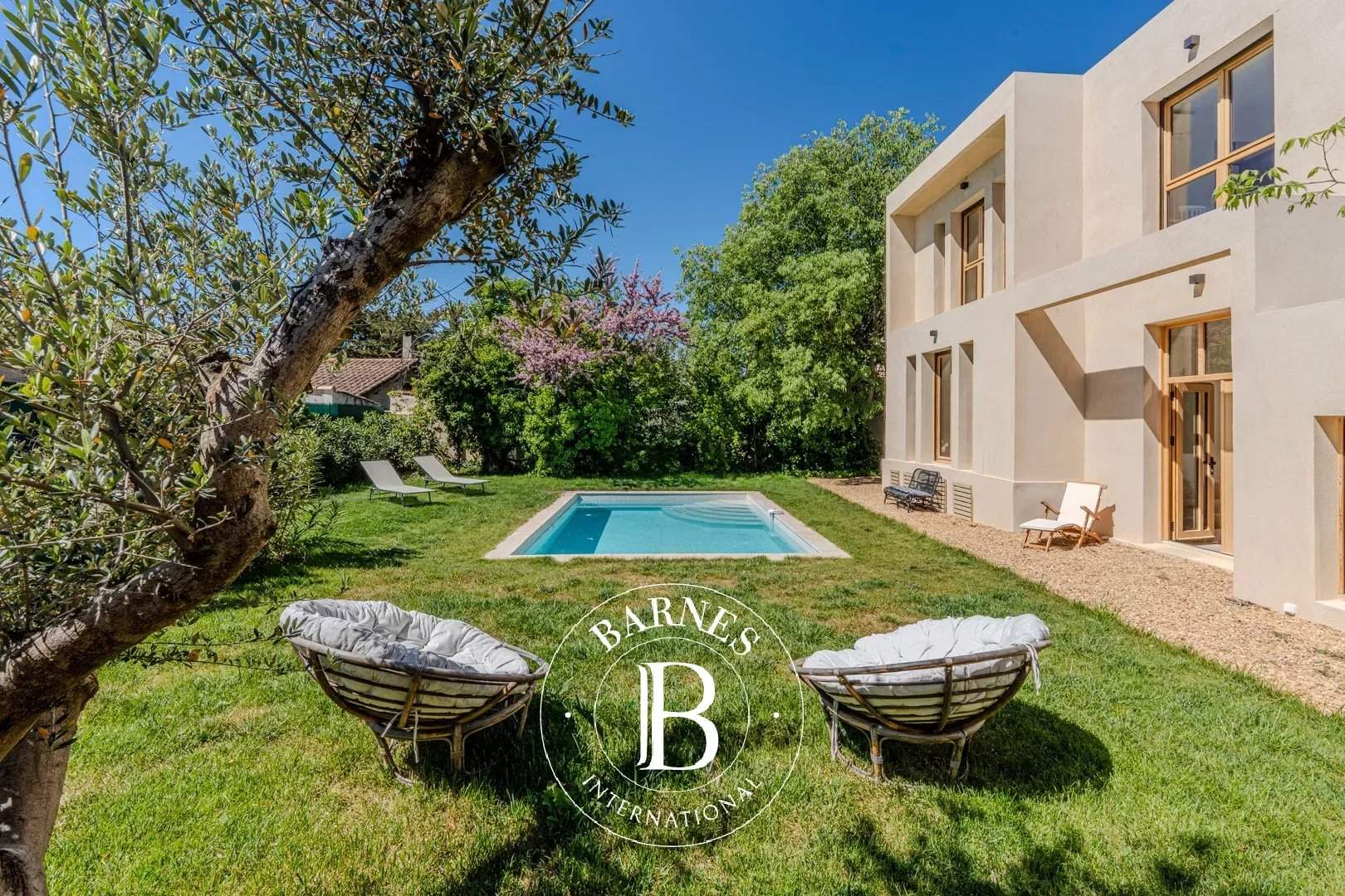 Aix-en-Provence  - House 6 Bedrooms - picture 3