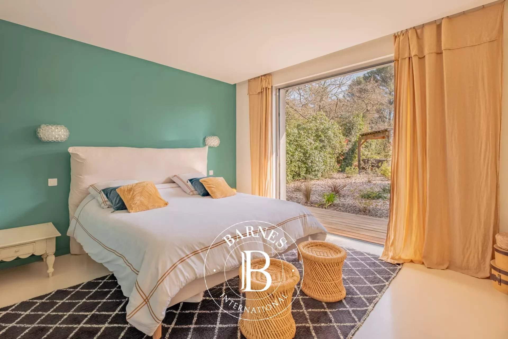 Aix-en-Provence  - House 5 Bedrooms - picture 6