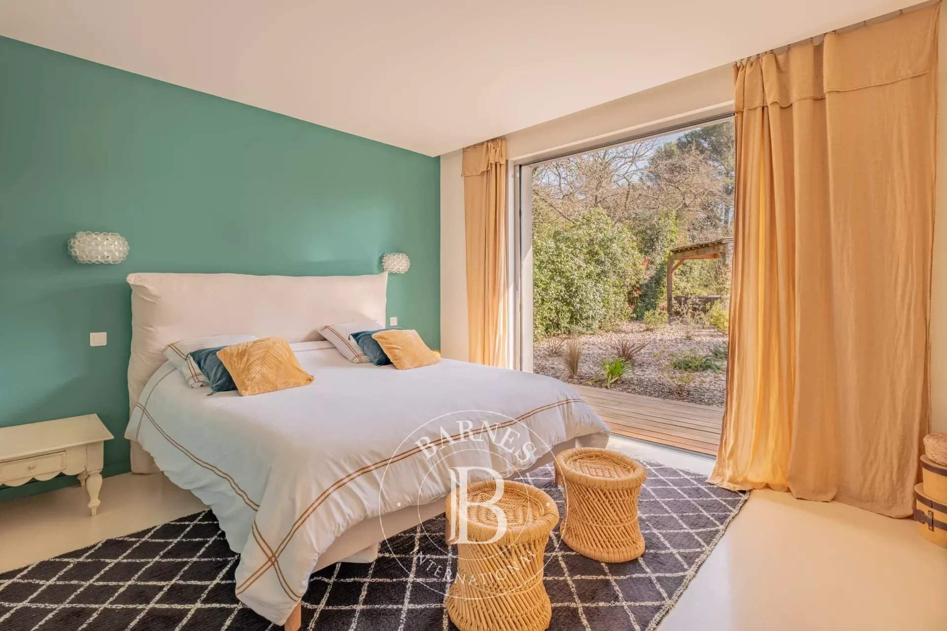 Aix-en-Provence  - Maison 9 Pi&egrave;ces 5 Chambres - picture 7