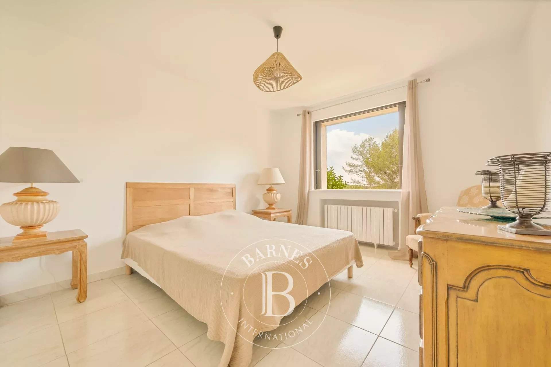 Aix-en-Provence  - Maison 15 Pièces 7 Chambres - picture 19