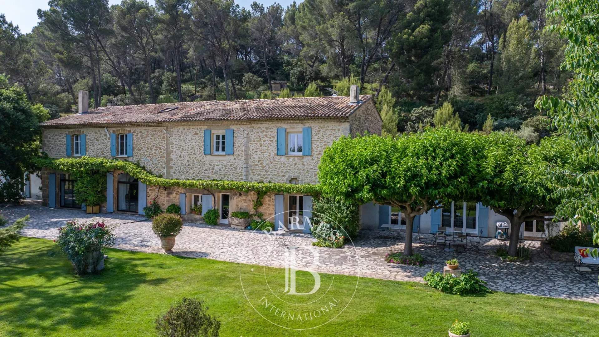 Aix-en-Provence  - Bastide 5 Bedrooms - picture 2