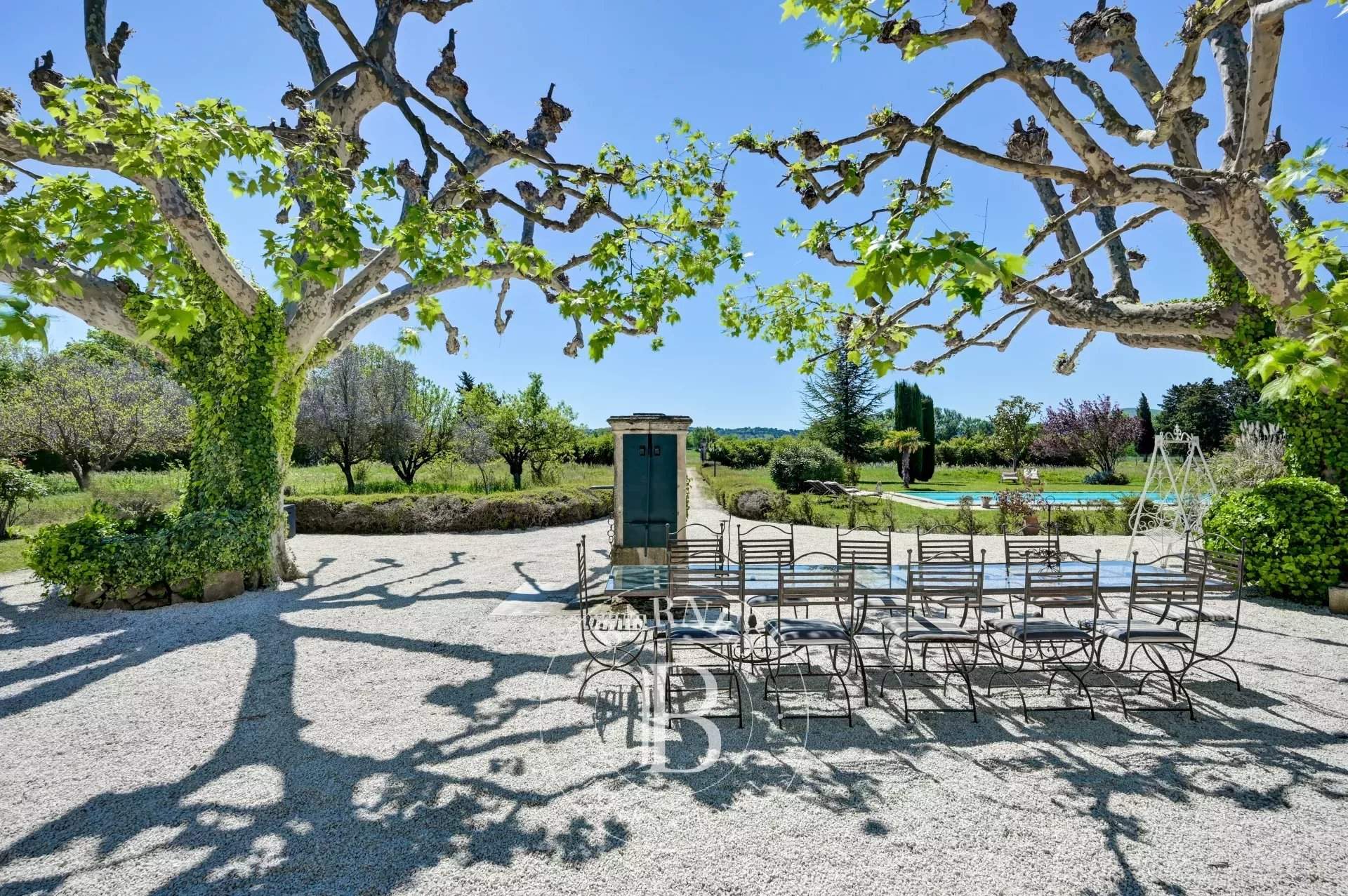 Aix-en-Provence  - Property 11 Bedrooms - picture 11