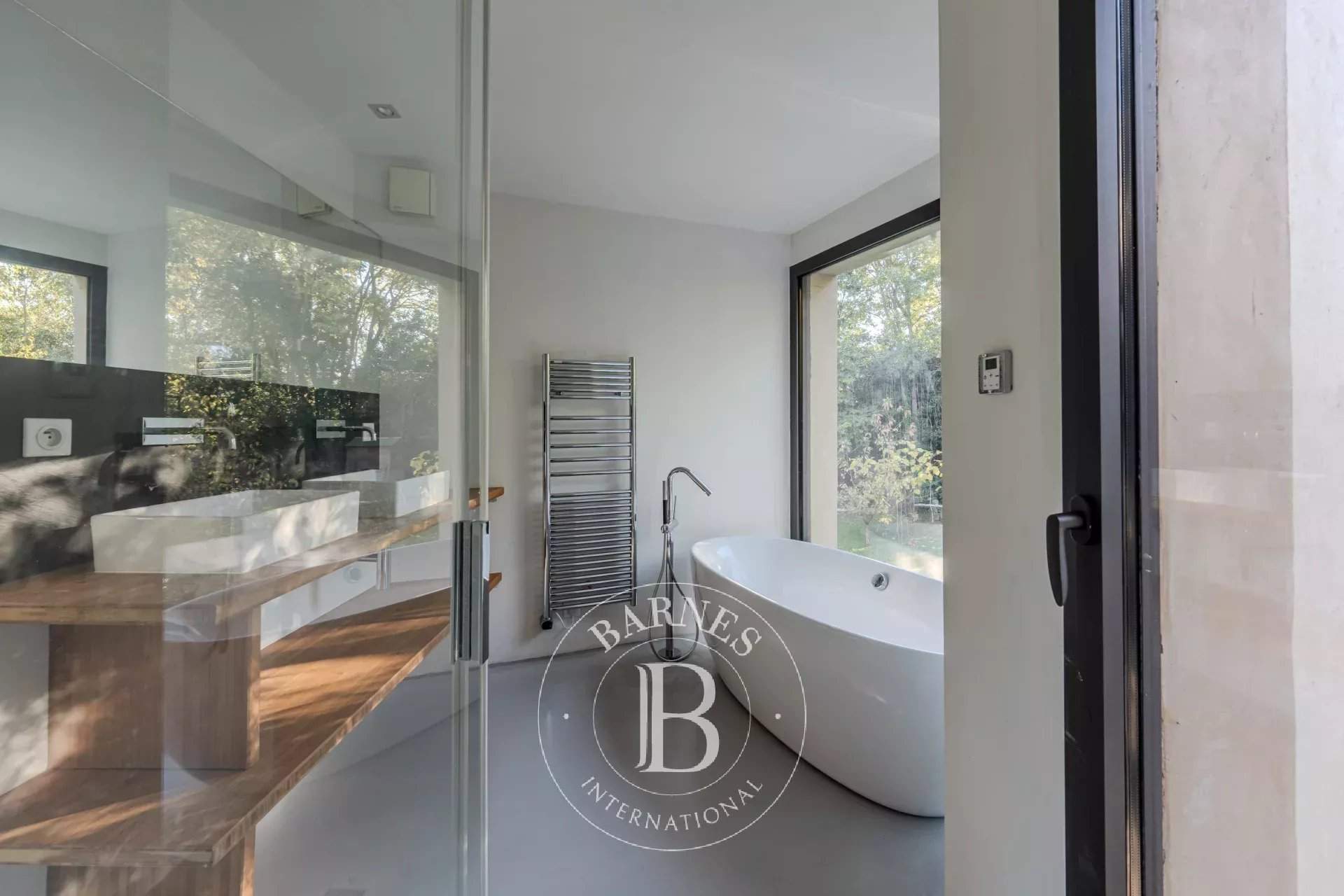 Aix-en-Provence  - Maison 7 Pièces 4 Chambres - picture 12