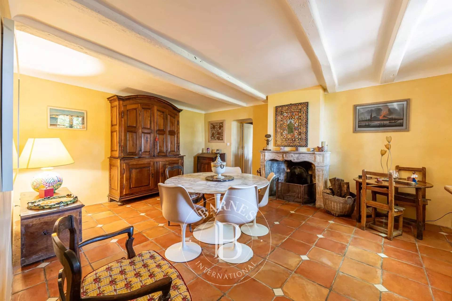 Aix-en-Provence  - Property 4 Bedrooms - picture 11