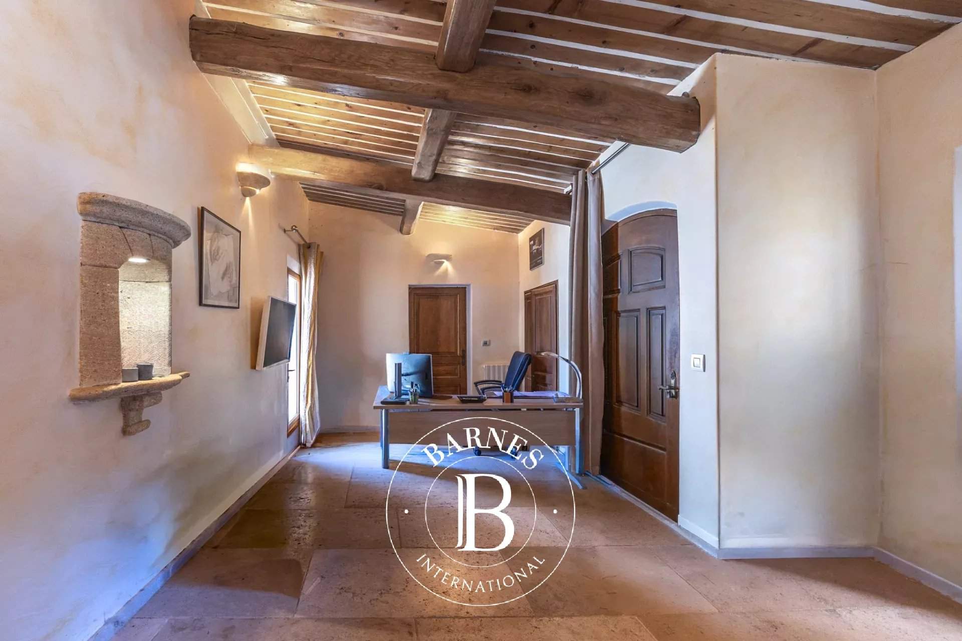 Aix-en-Provence  - House 8 Bedrooms - picture 14