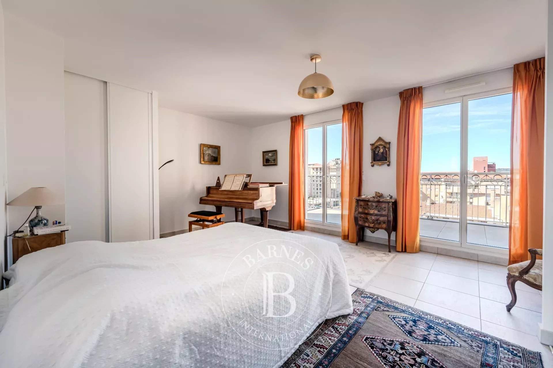 Aix-en-Provence  - Apartment 3 Bedrooms - picture 7