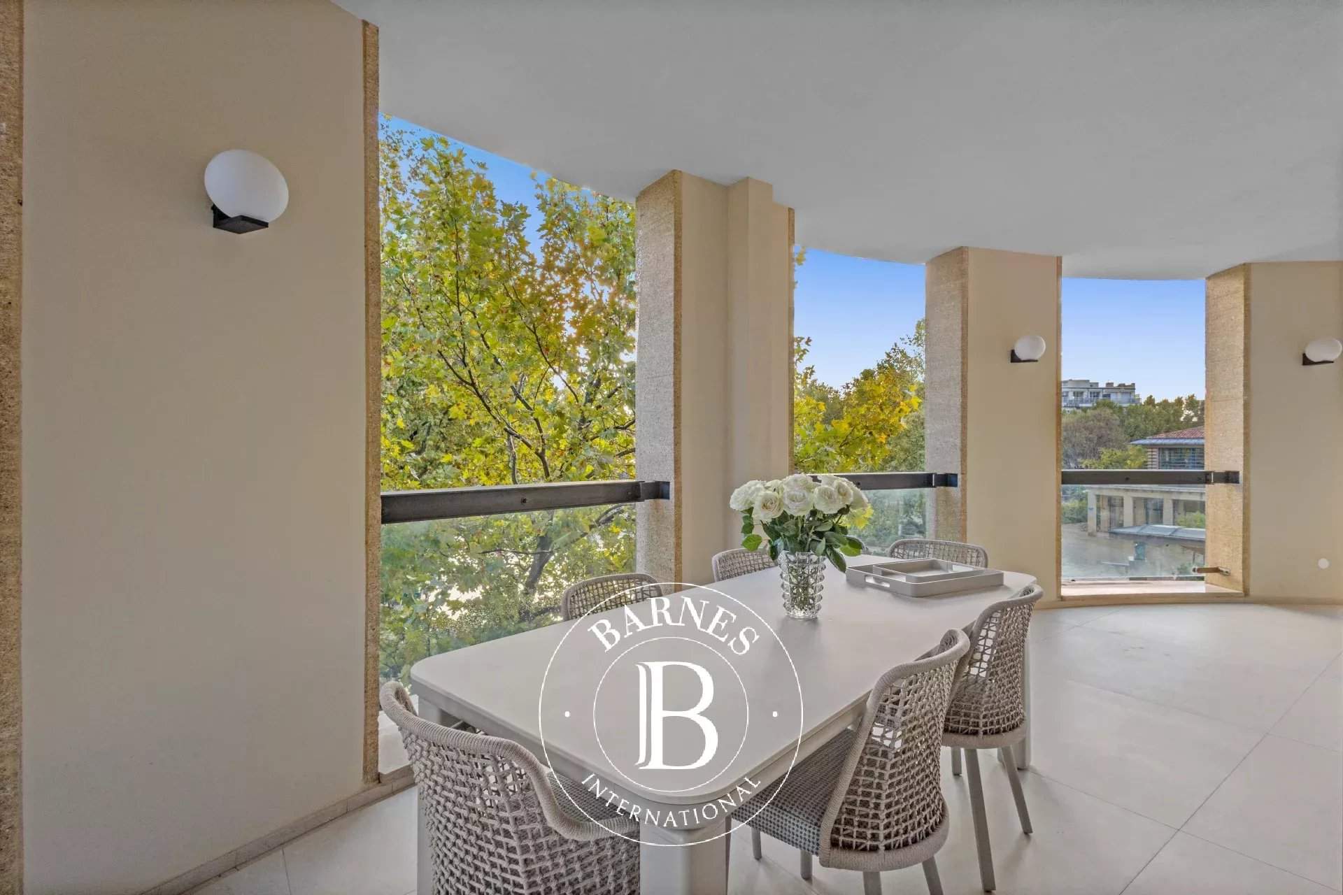 Aix-en-Provence  - Apartment 3 Bedrooms - picture 8