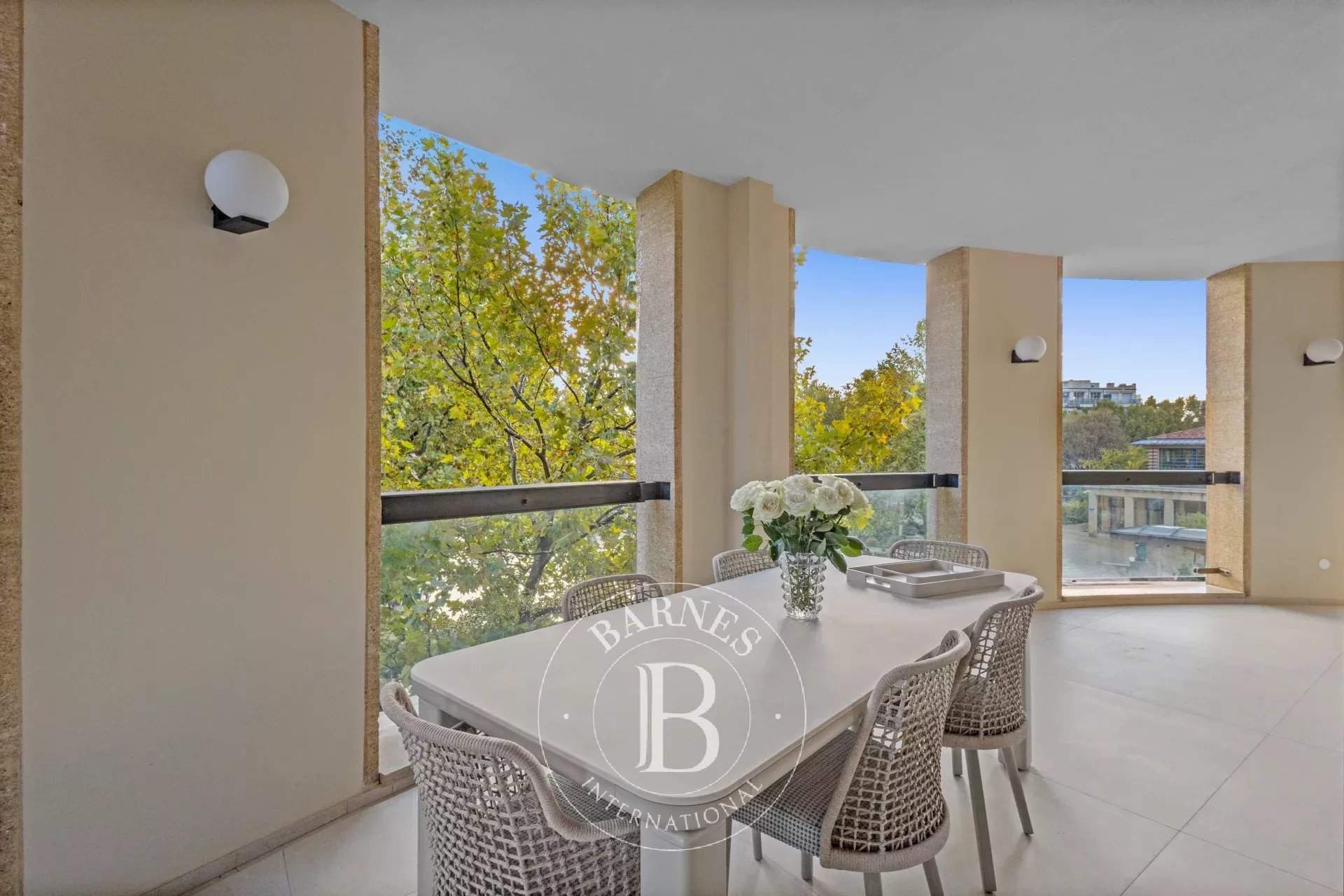 Aix-en-Provence  - Apartment 3 Bedrooms - picture 8