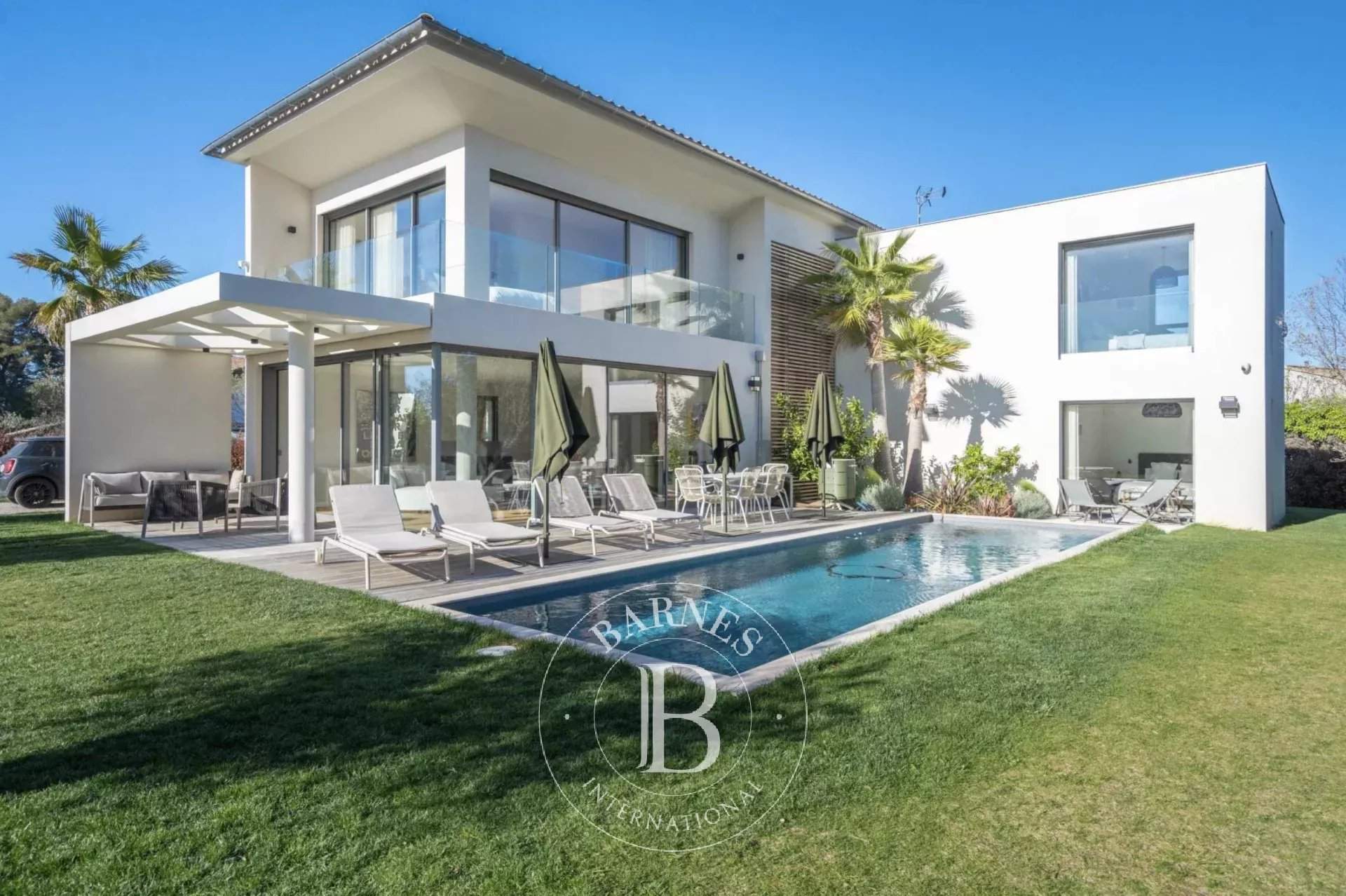 Aix-en-Provence  - Villa 4 Bedrooms - picture 1