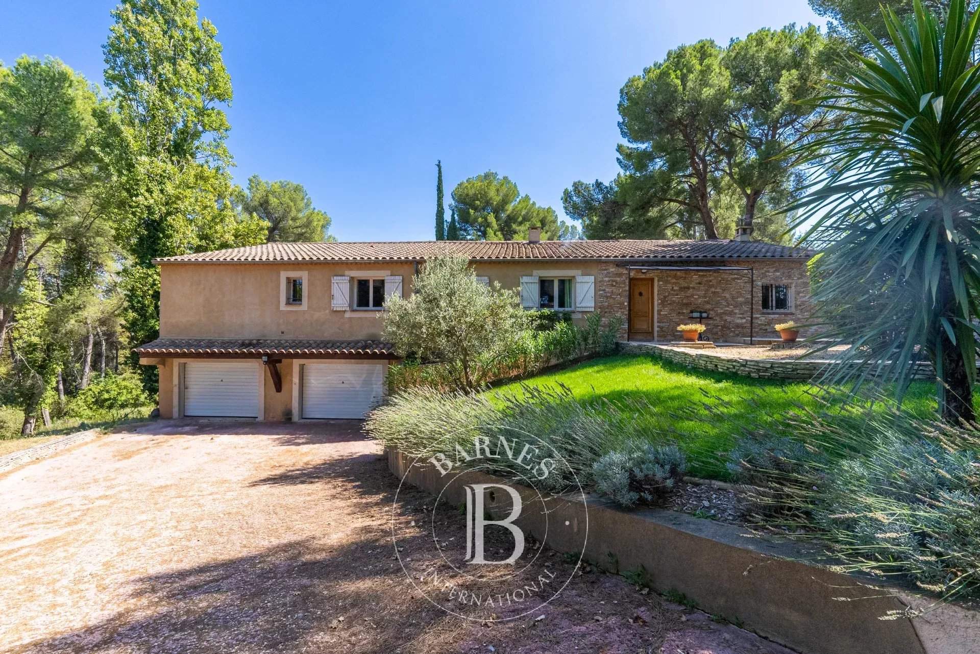 Aix-en-Provence  - House 5 Bedrooms - picture 7