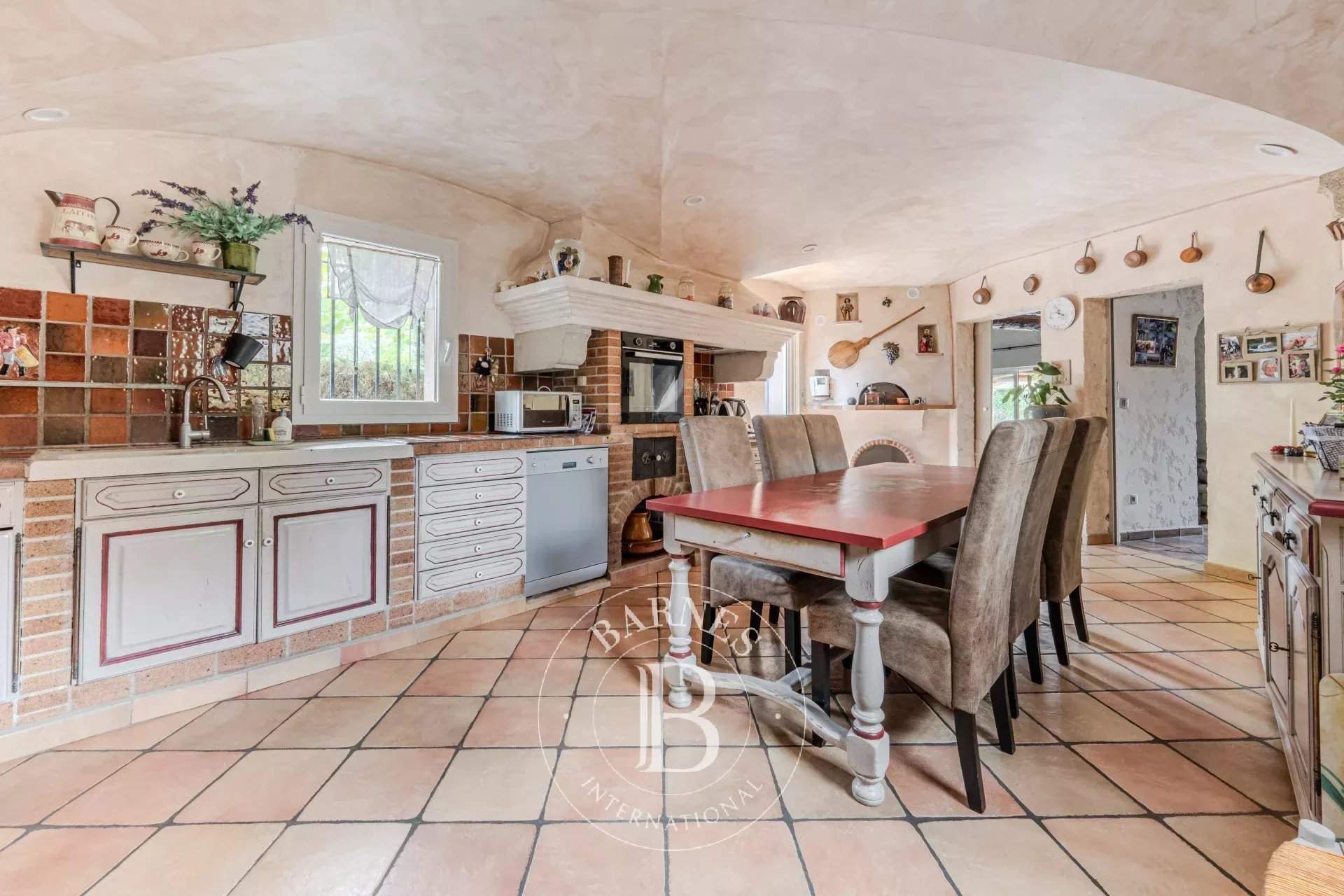Aix-en-Provence  - House 5 Bedrooms - picture 11