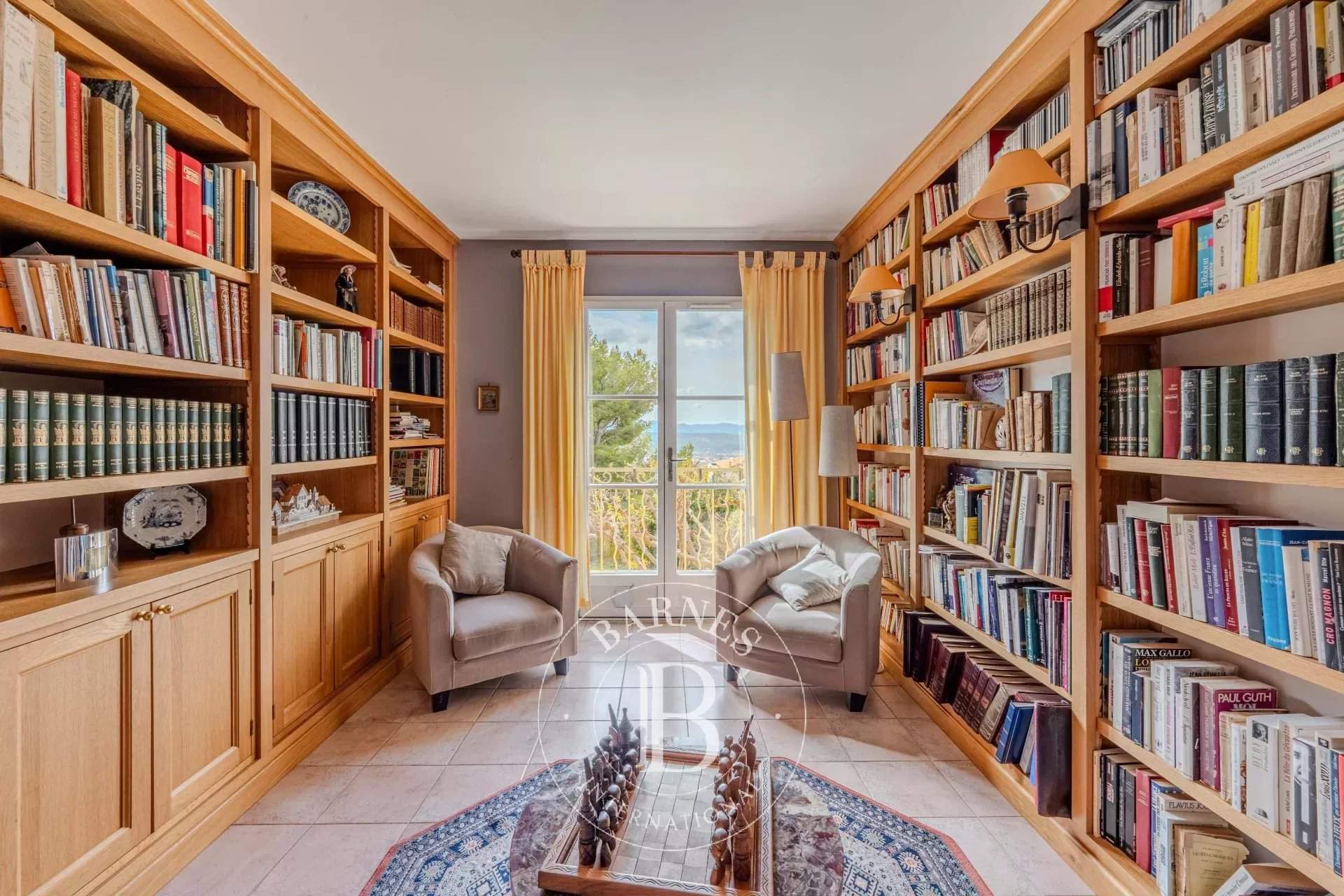 Aix-en-Provence  - House 4 Bedrooms - picture 12