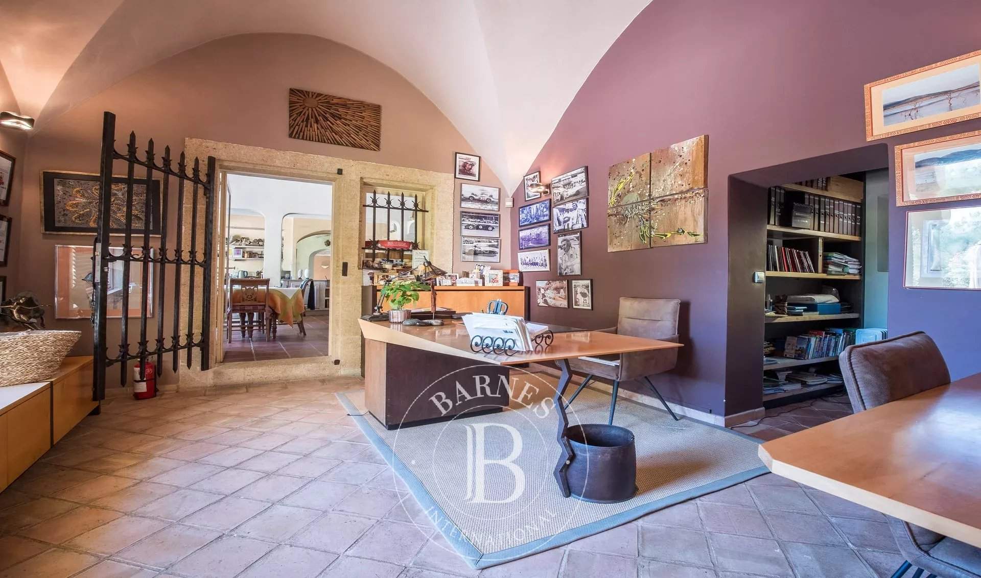 Aix-en-Provence  - House 5 Bedrooms - picture 15