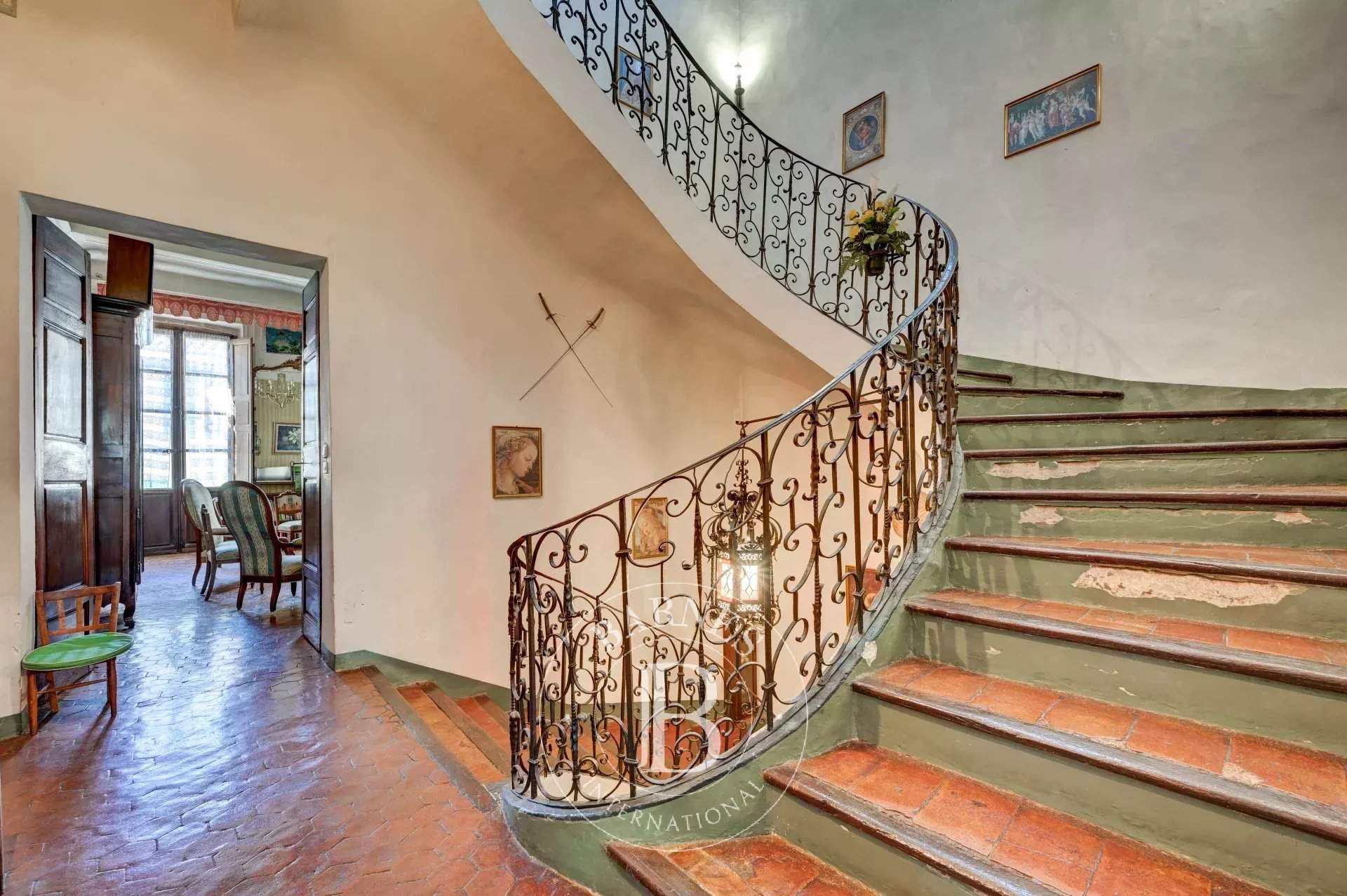 Aix-en-Provence  - Mansion 6 Bedrooms - picture 6