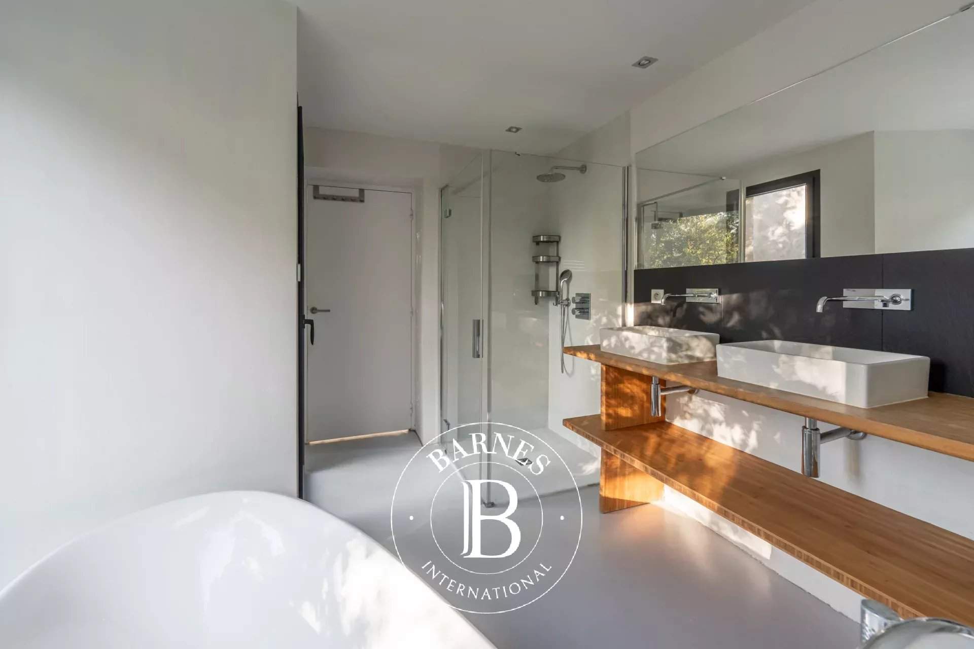 Salon-de-Provence  - House 4 Bedrooms - picture 12