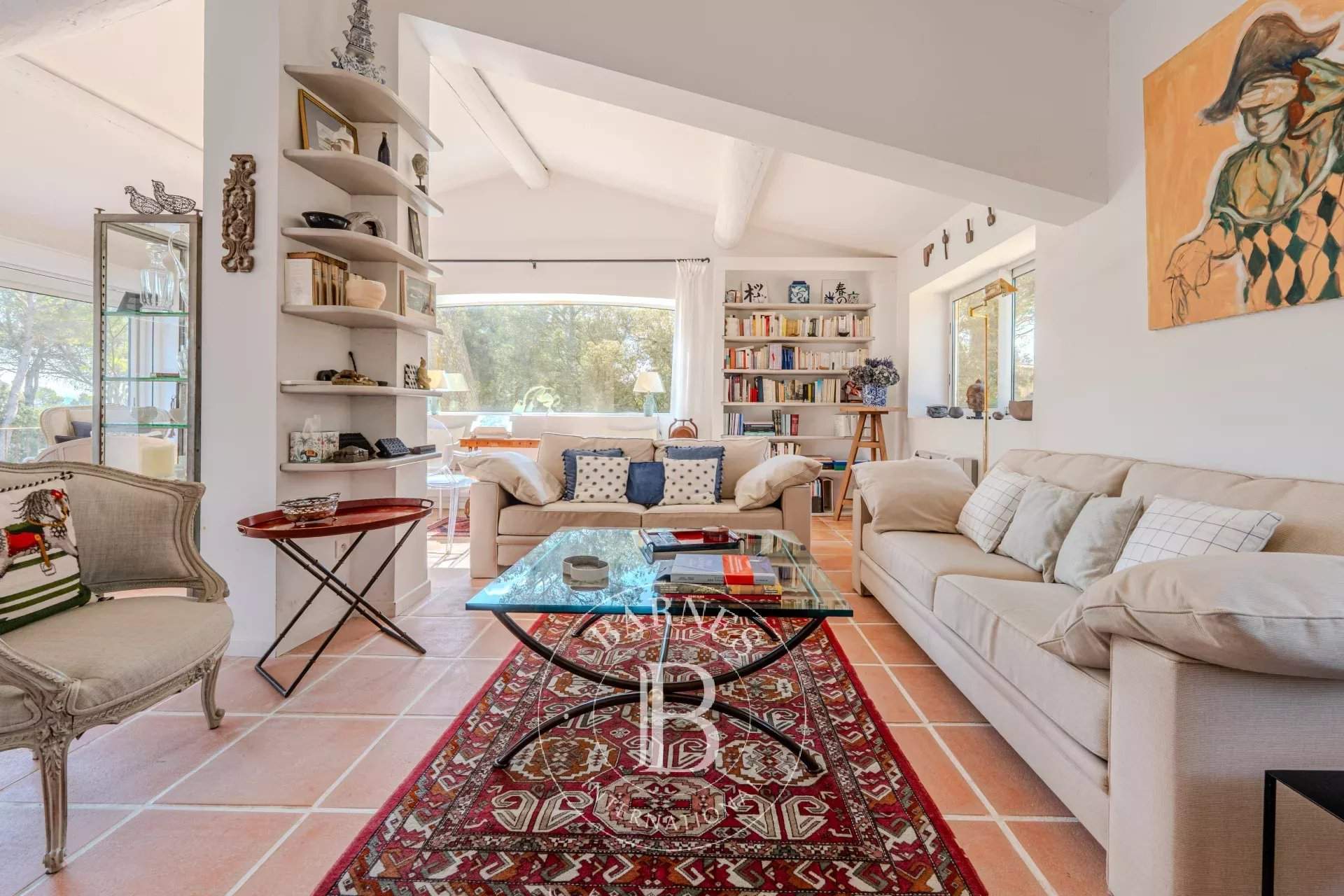 Lourmarin  - Property 5 Bedrooms - picture 5
