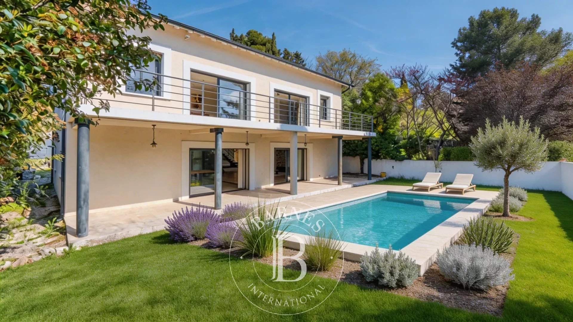 Aix-en-Provence  - Townhouse 7 Bedrooms - picture 1