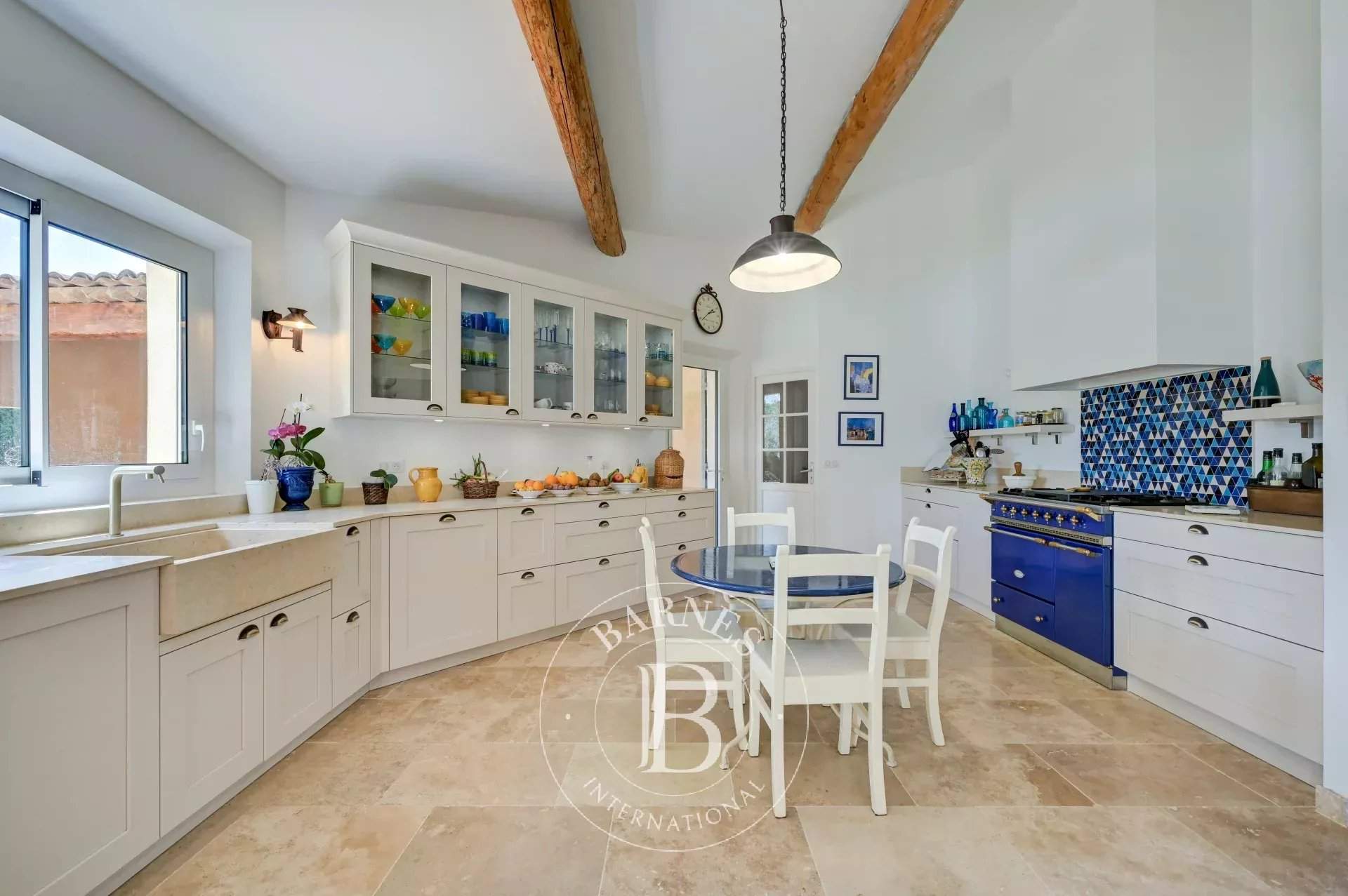 Aix-en-Provence  - House 4 Bedrooms - picture 8