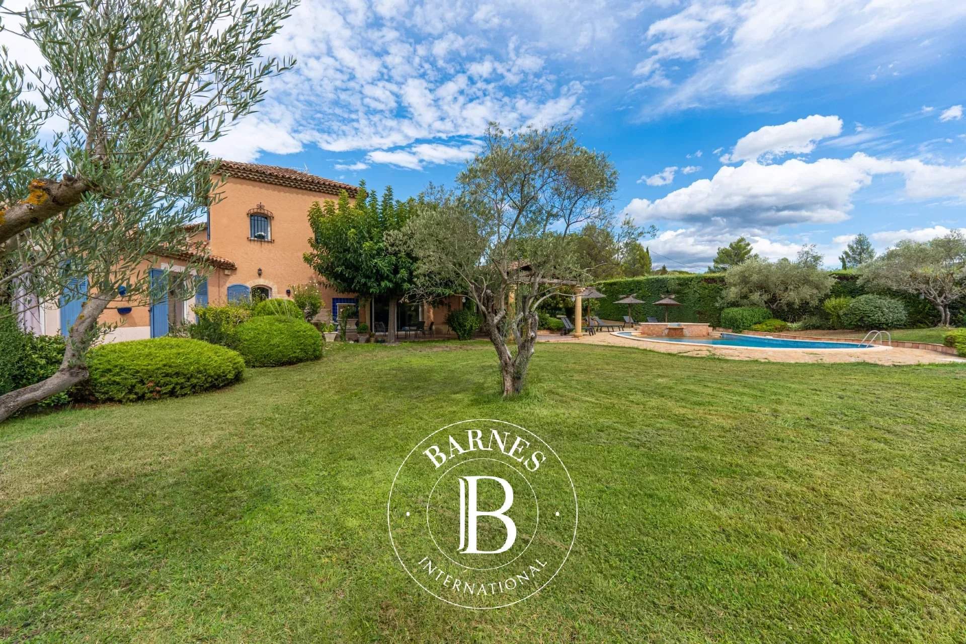 Aix-en-Provence  - House 5 Bedrooms - picture 12