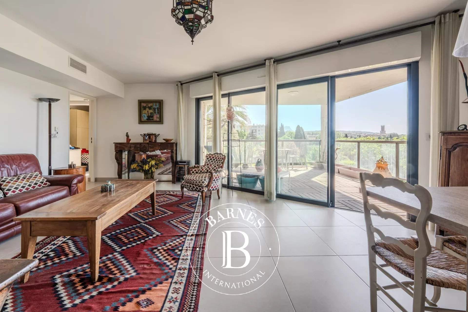 Aix-en-Provence  - Appartement 4 Pi&egrave;ces 2 Chambres - picture 12