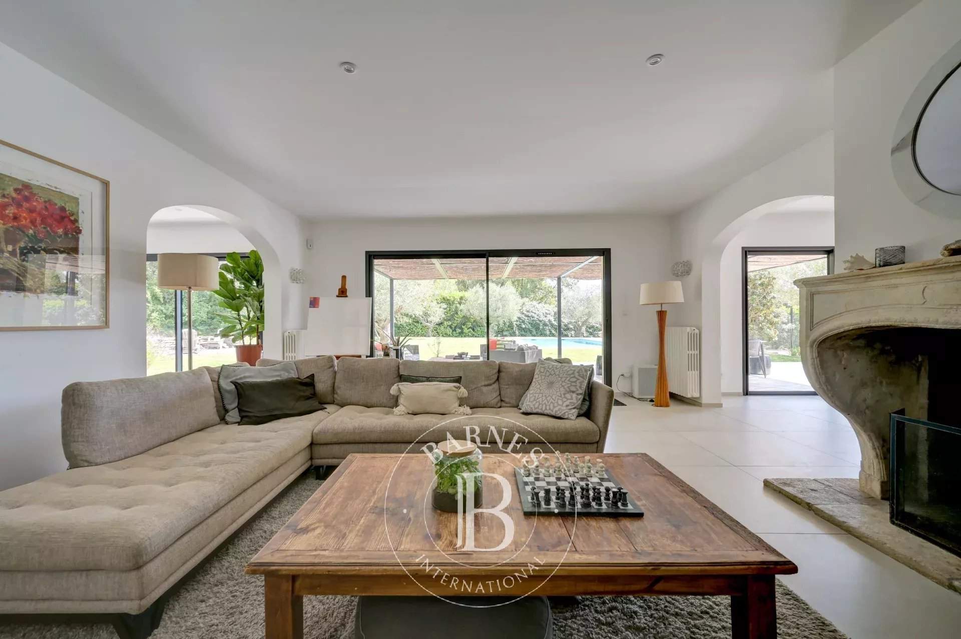 Aix-en-Provence  - Maison 7 Pièces 5 Chambres - picture 7