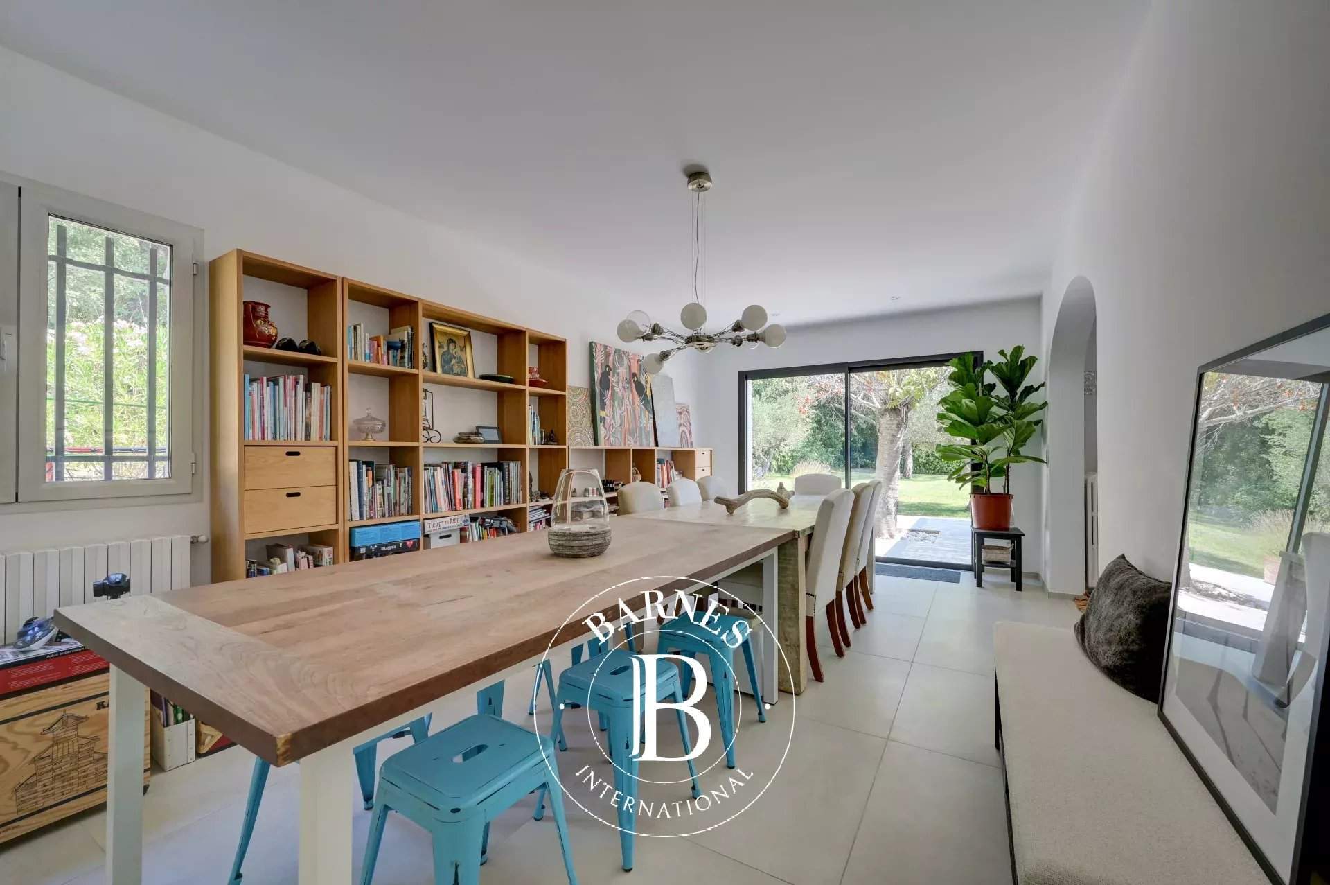 Aix-en-Provence  - House 5 Bedrooms - picture 7