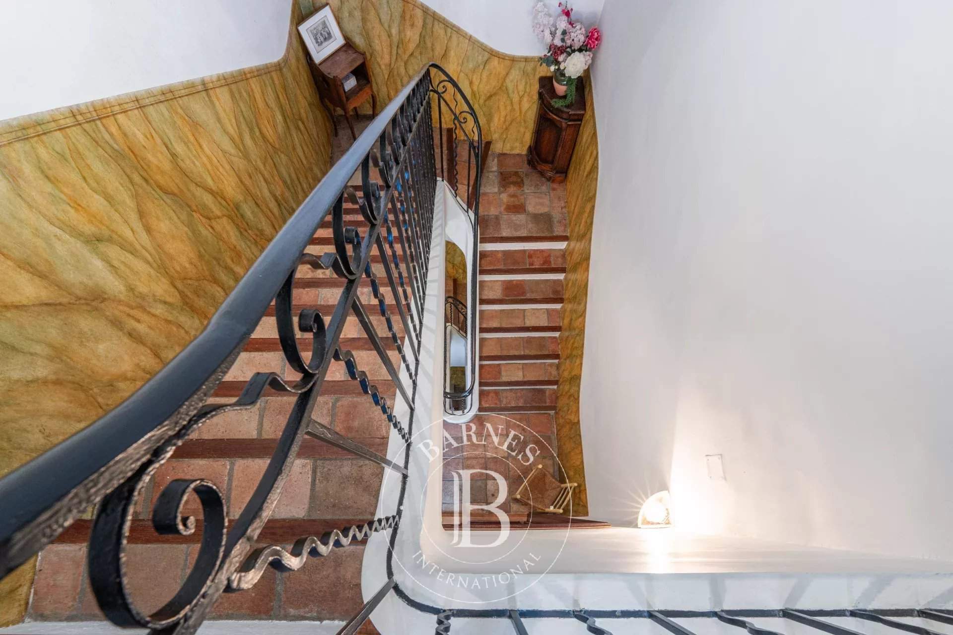 Aix-en-Provence  - Bastide 49 Pièces 5 Chambres - picture 13