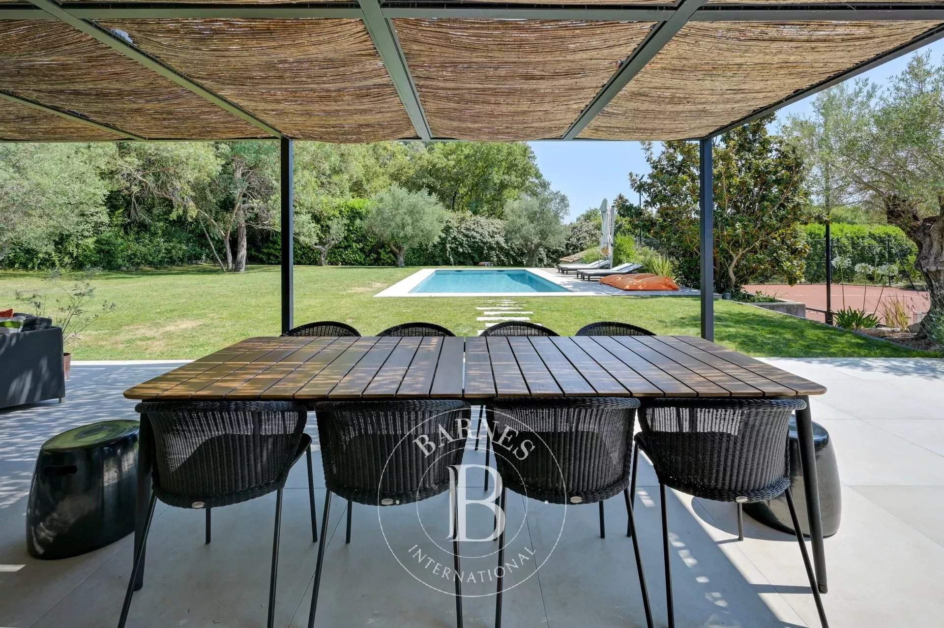 Aix-en-Provence  - Maison 7 Pi&egrave;ces 5 Chambres - picture 19