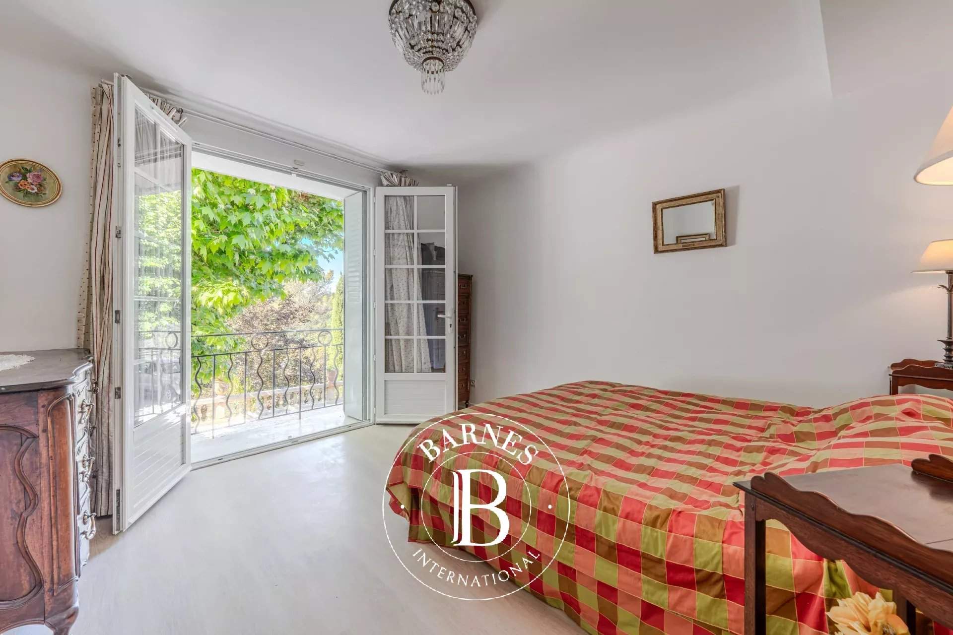 Aix-en-Provence  - House 6 Bedrooms - picture 17