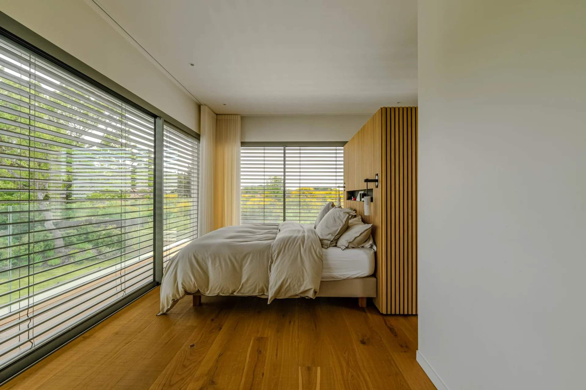 Aix-en-Provence  - Villa 6 Pi&egrave;ces 4 Chambres - picture 13