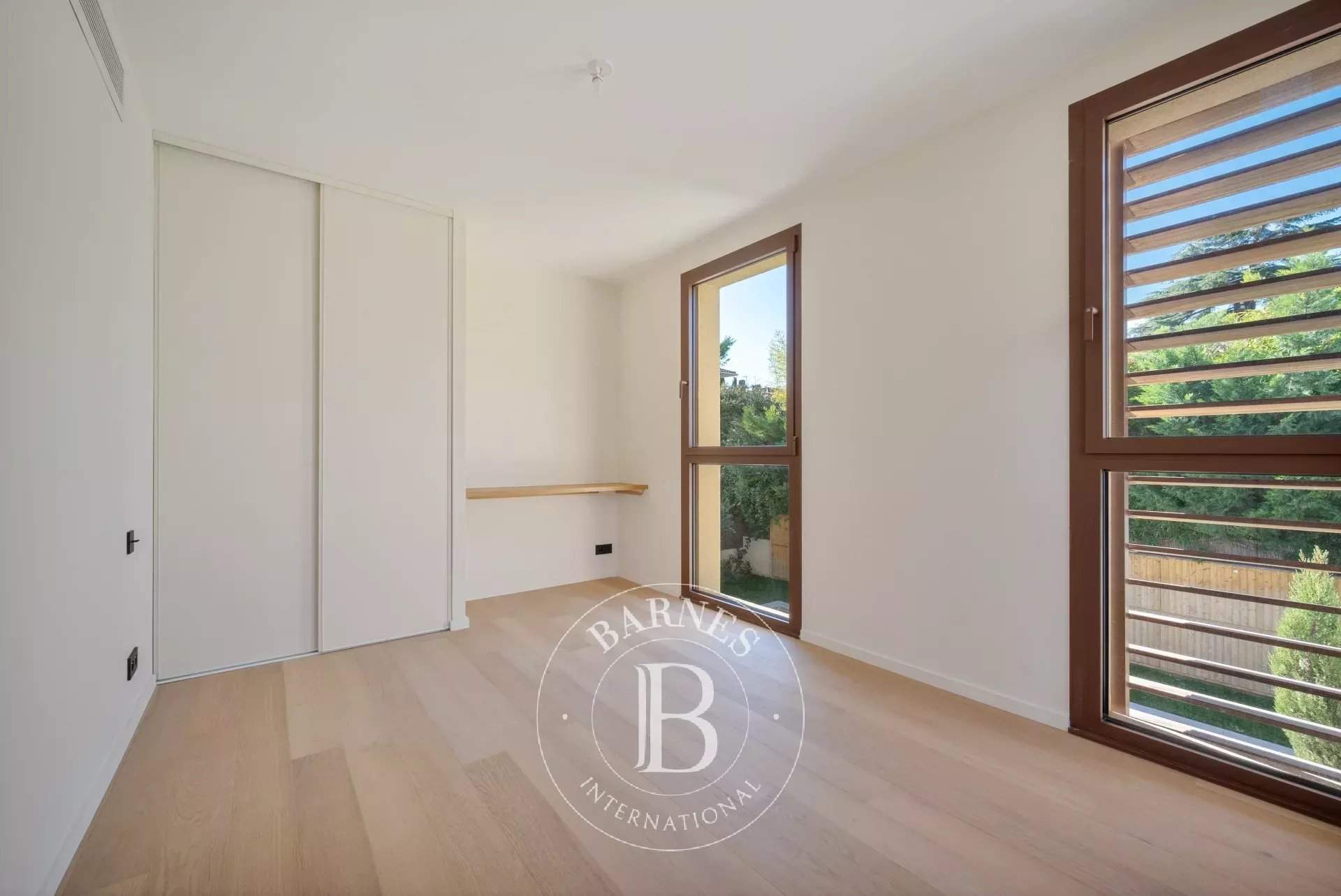 Aix-en-Provence  - House 5 Bedrooms - picture 14