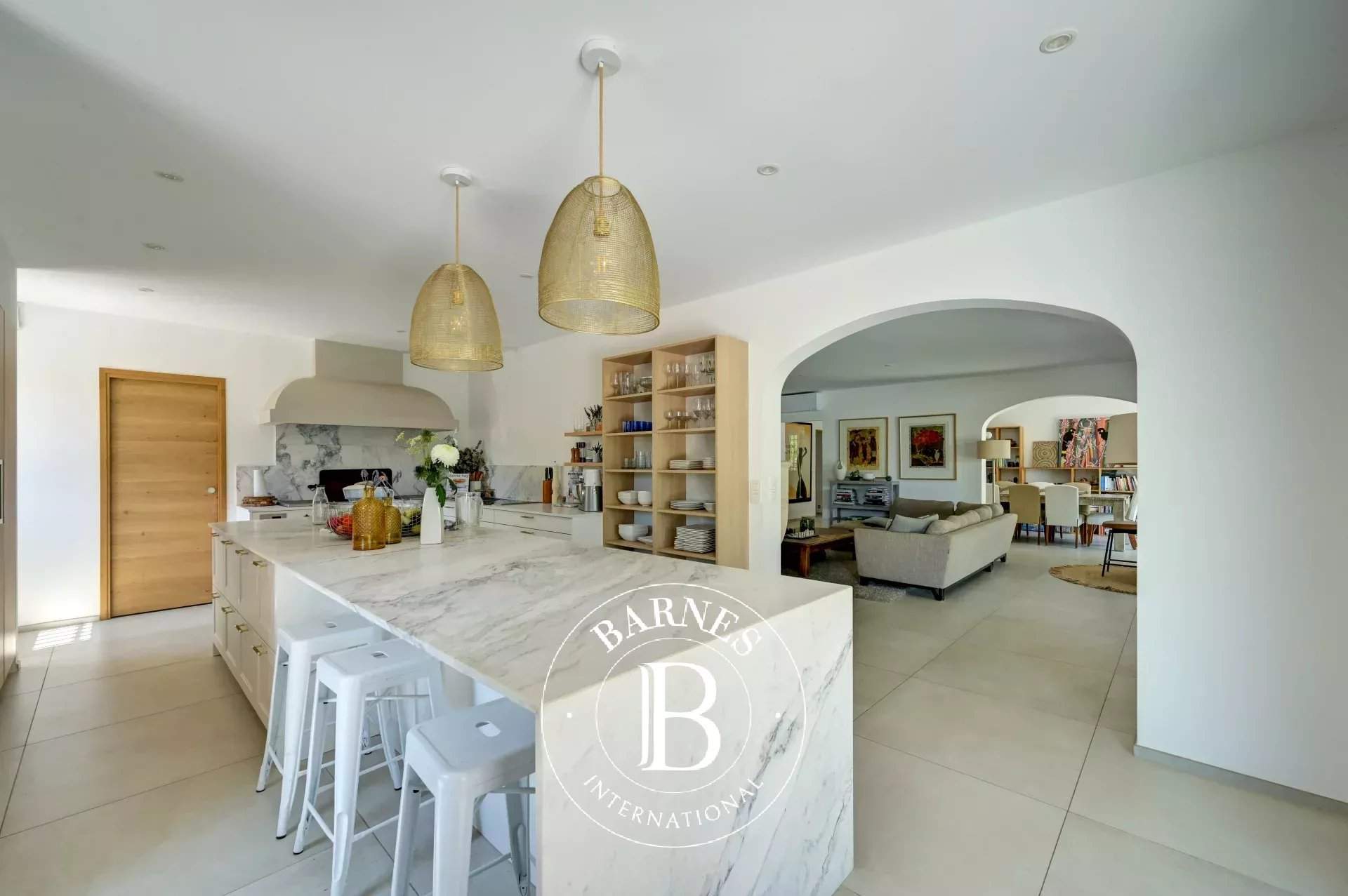 Aix-en-Provence  - House 5 Bedrooms - picture 10