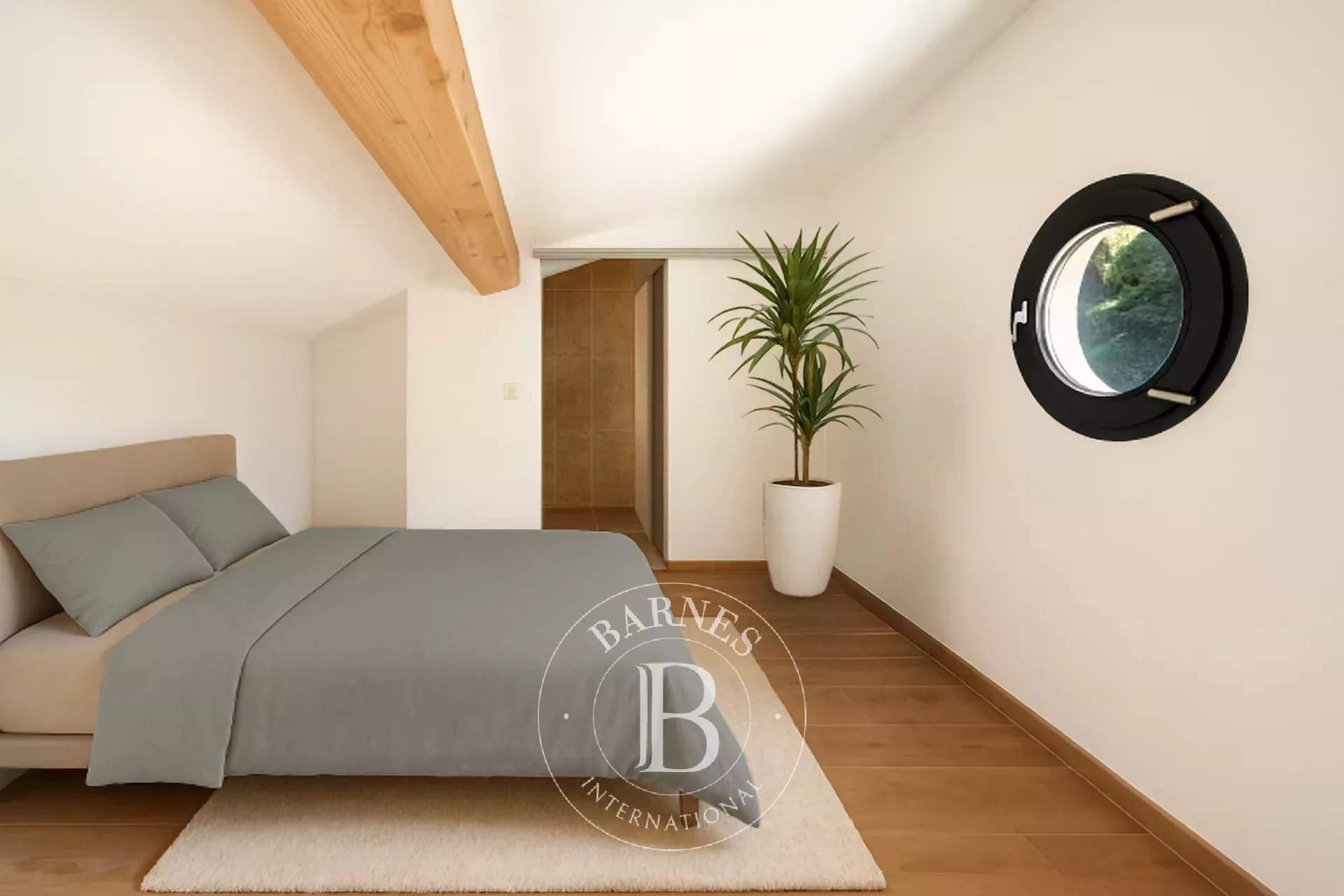 Aix-en-Provence  - Maison 11 Pièces 7 Chambres - picture 8