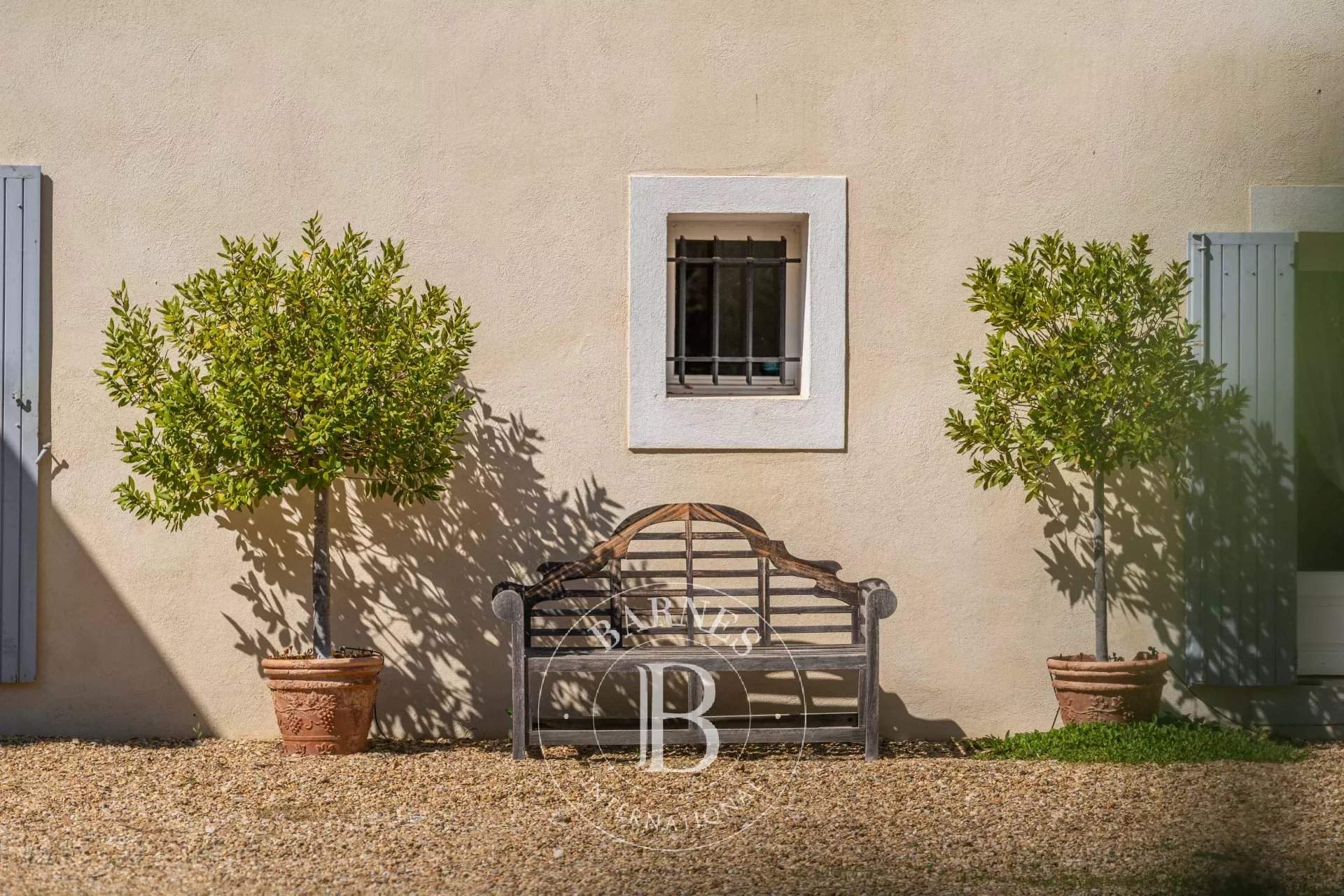Lourmarin  - Property 5 Bedrooms - picture 14