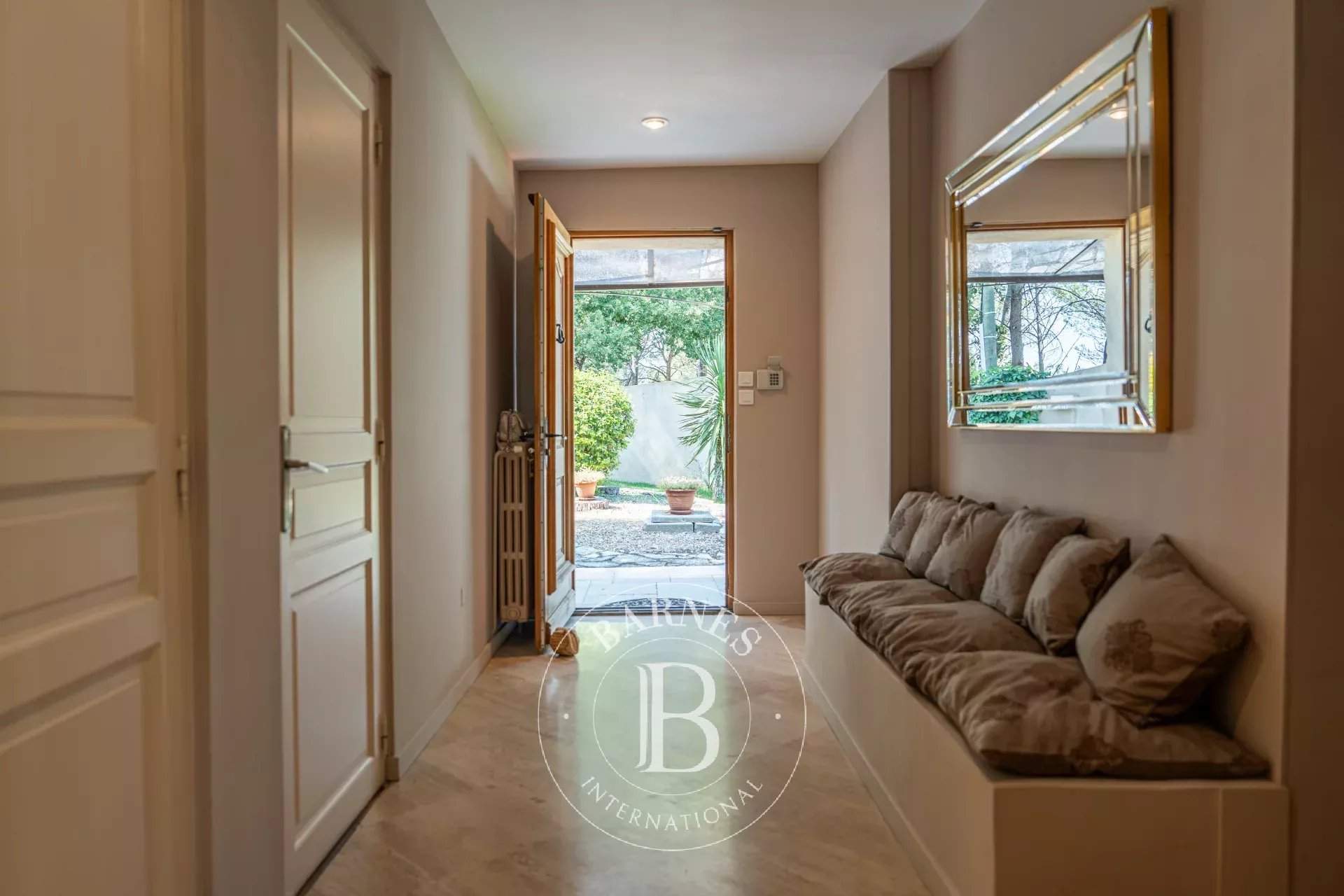 Aix-en-Provence  - House 5 Bedrooms - picture 4