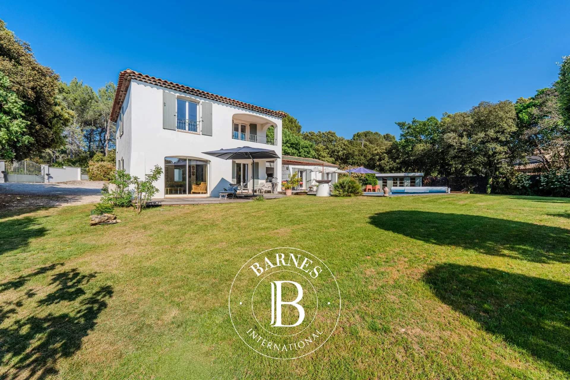 Aix-en-Provence  - Propriété 9 Pi&egrave;ces 6 Chambres - picture 4