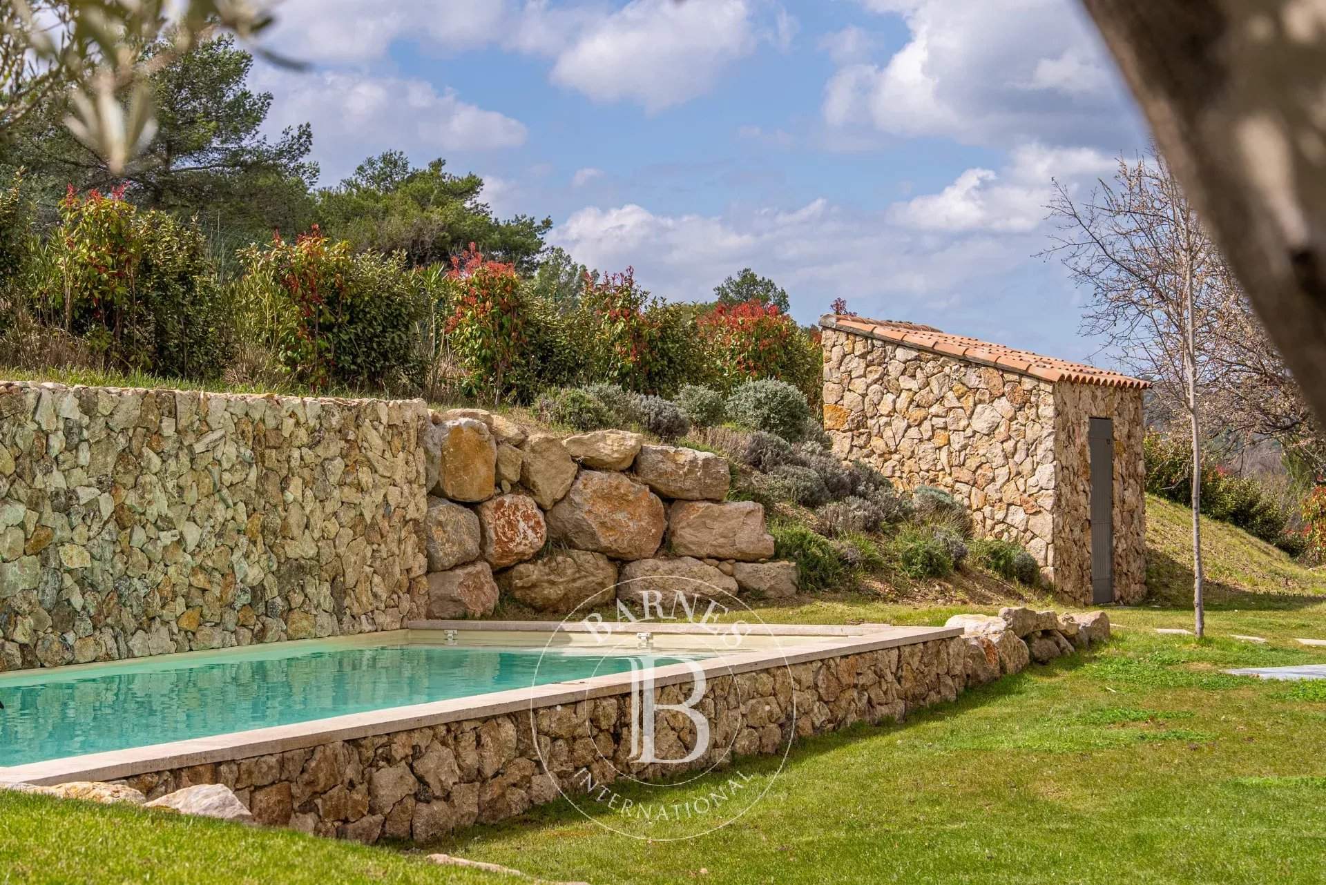 Aix-en-Provence  - House 3 Bedrooms - picture 6