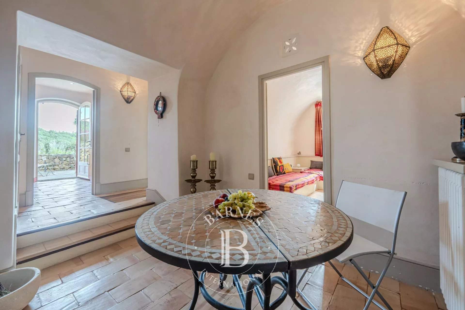 Aix-en-Provence  - Maison 6 Pi&egrave;ces 3 Chambres - picture 10