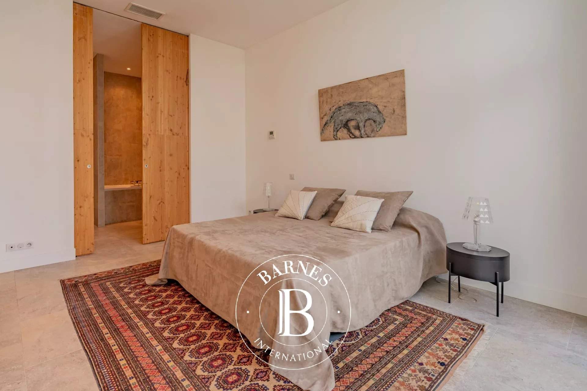 Aix-en-Provence  - Apartment 2 Bedrooms - picture 9