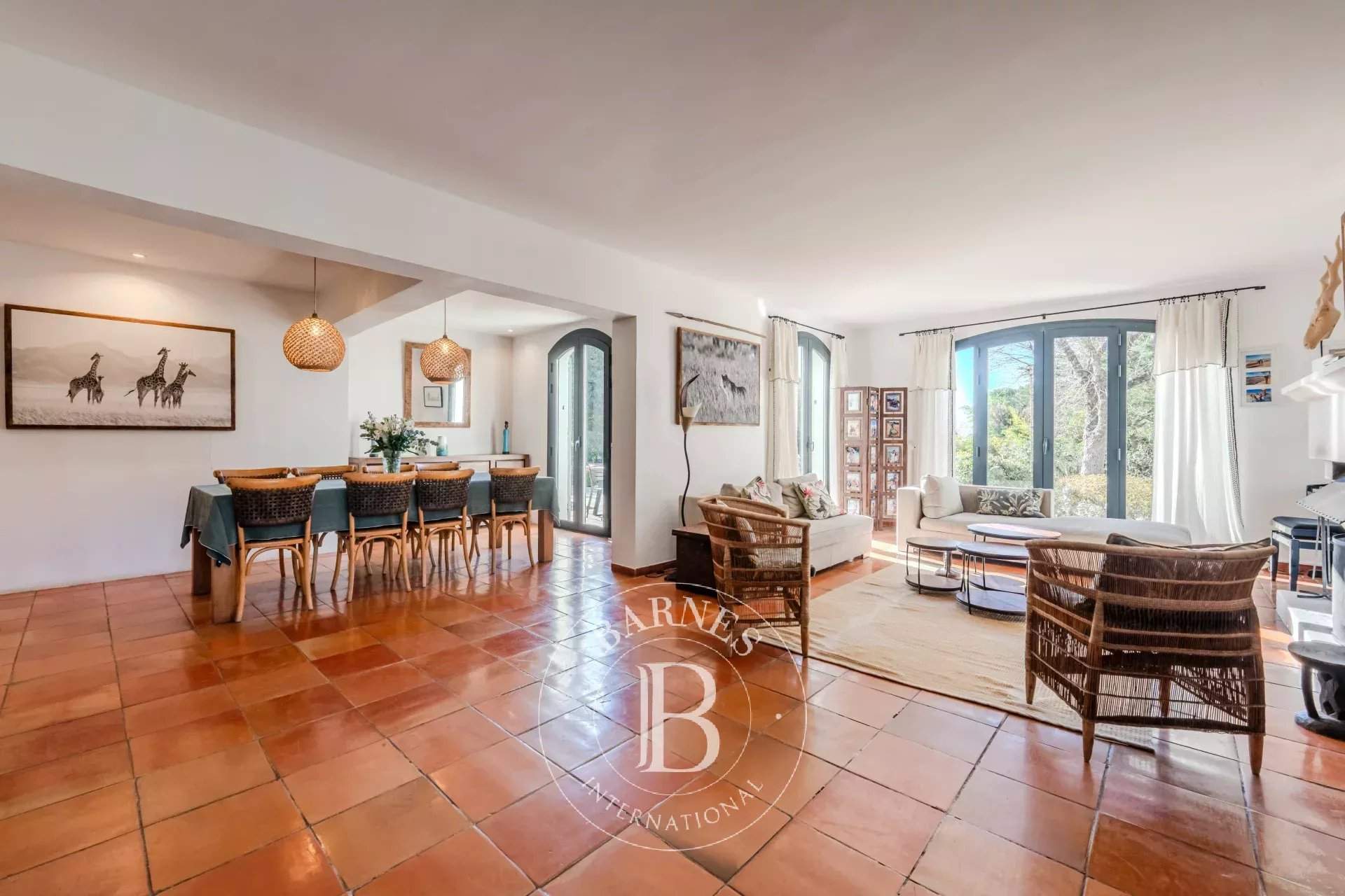 Aix-en-Provence  - Maison 8 Pi&egrave;ces 6 Chambres - picture 3