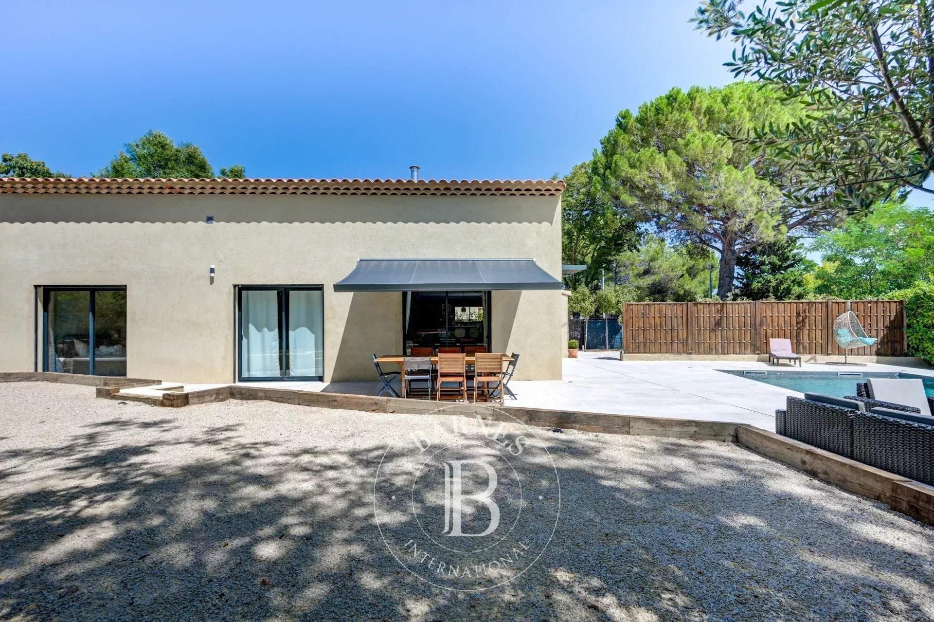 Aix-en-Provence  - House 4 Bedrooms - picture 15