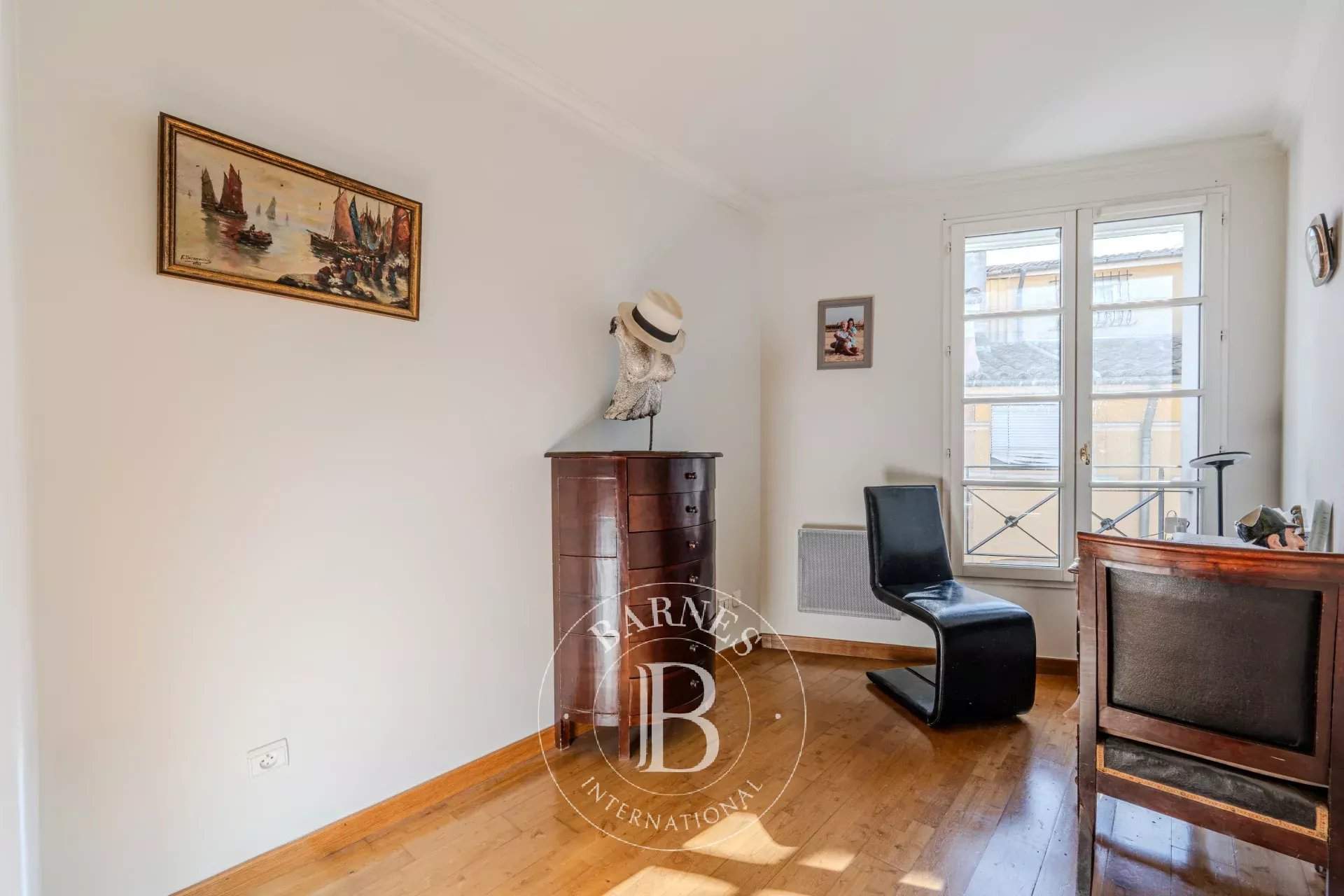 Aix-en-Provence  - Appartement 3 Pi&egrave;ces 2 Chambres - picture 17