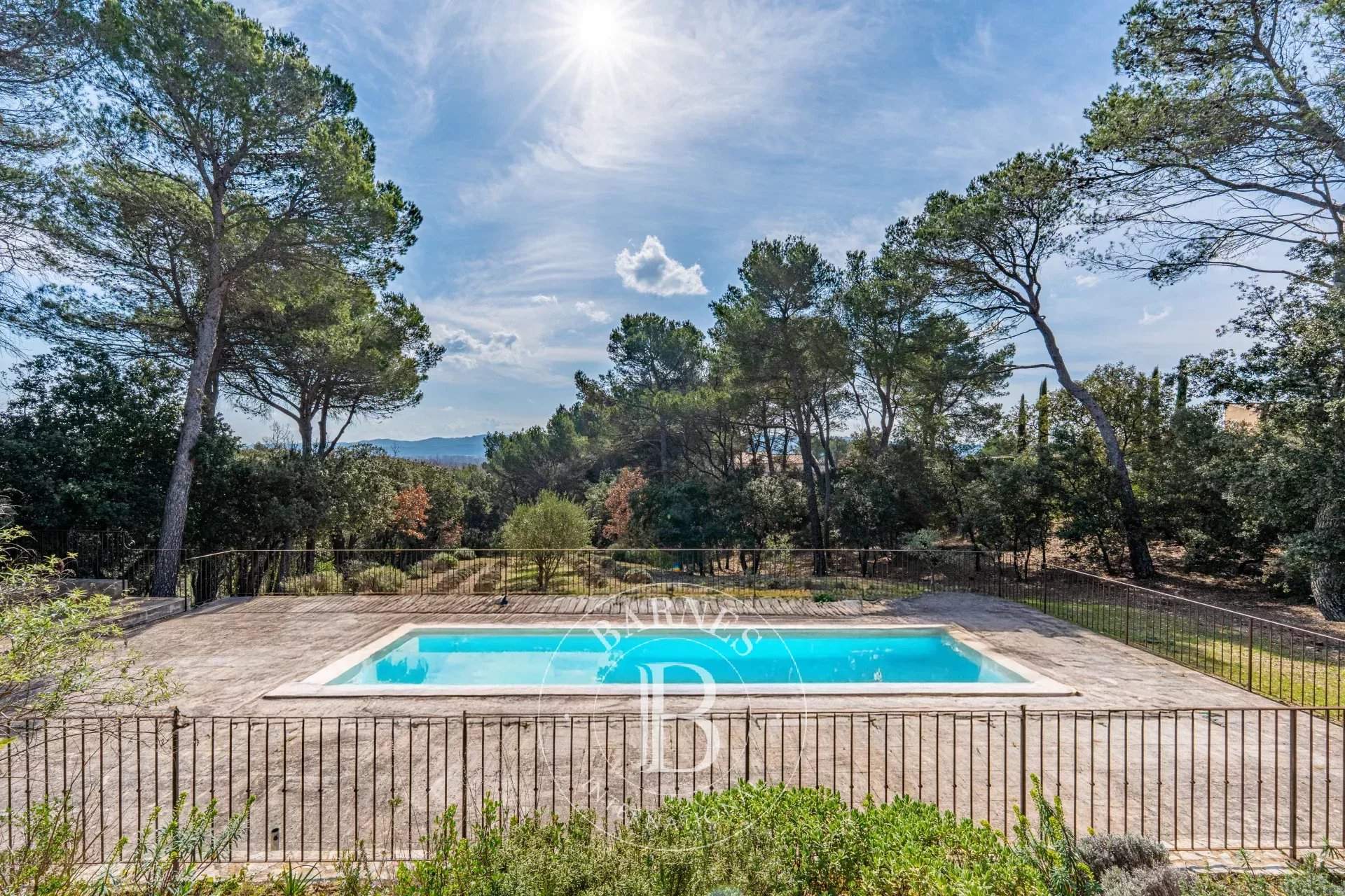 Lourmarin  - Property 5 Bedrooms - picture 16