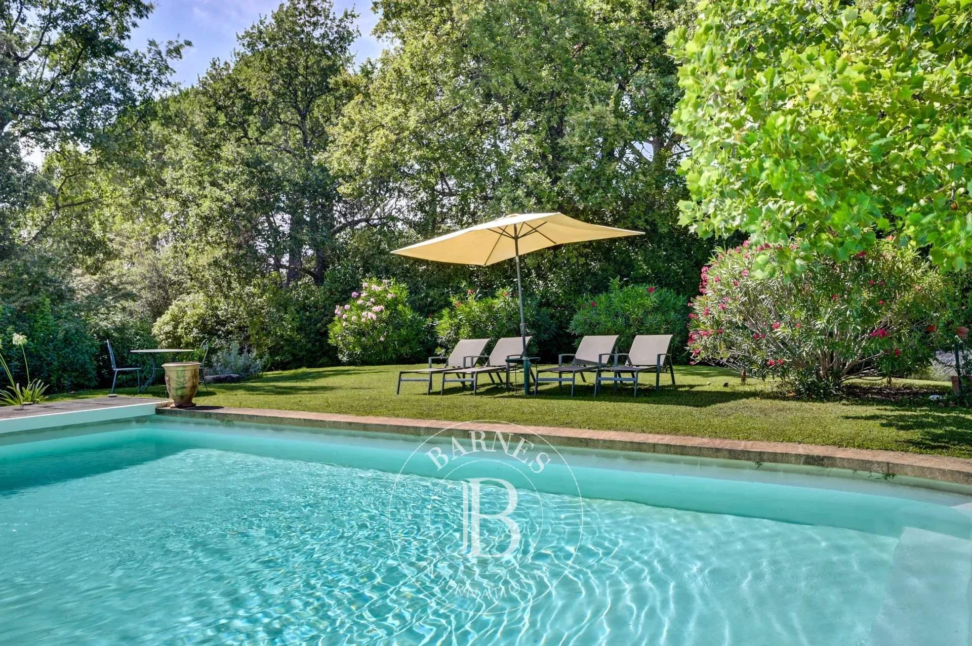 Aix-en-Provence  - House 4 Bedrooms - picture 12