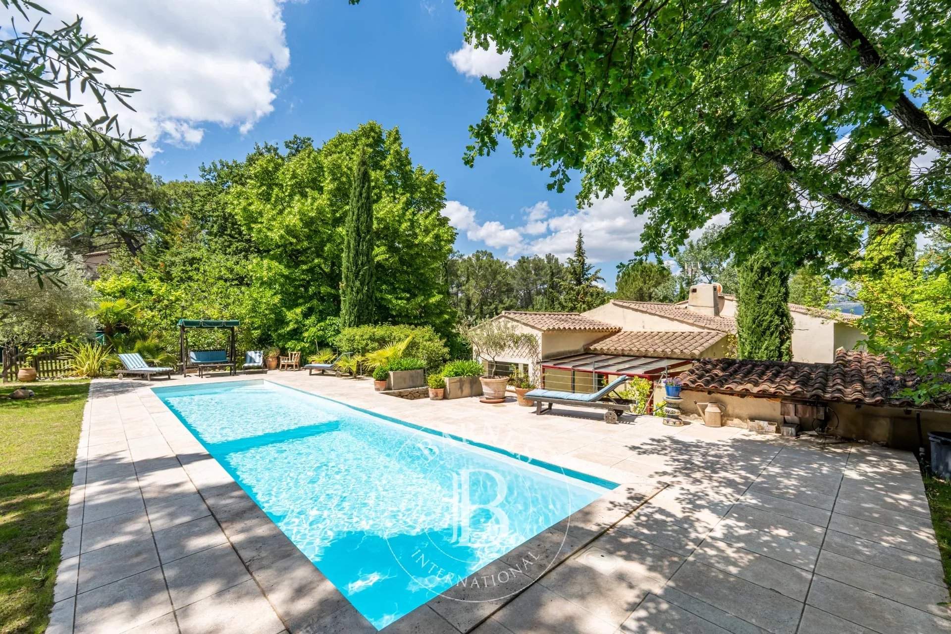Aix-en-Provence  - House 4 Bedrooms - picture 7