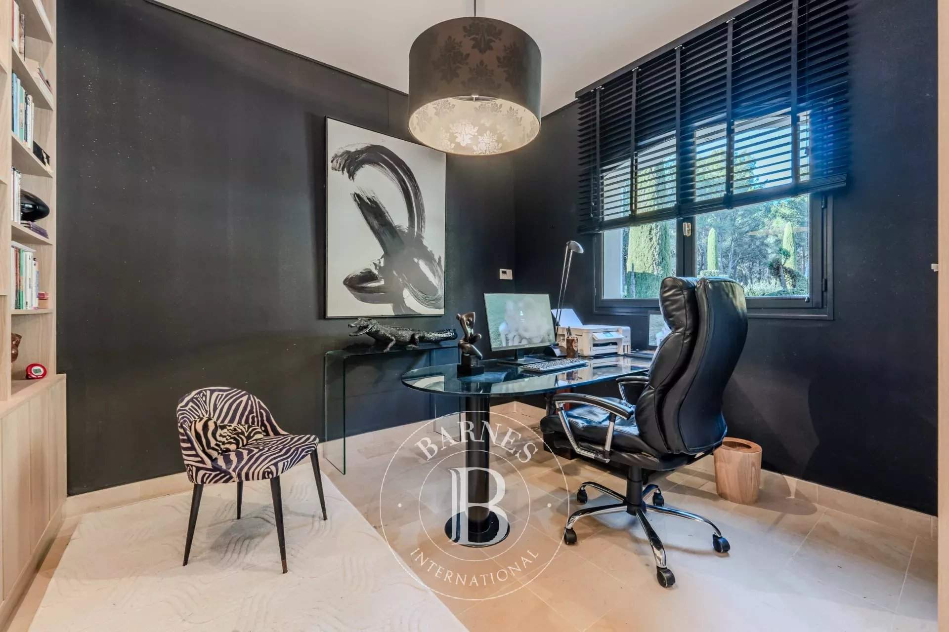 Aix-en-Provence  - Property 7 Bedrooms - picture 19