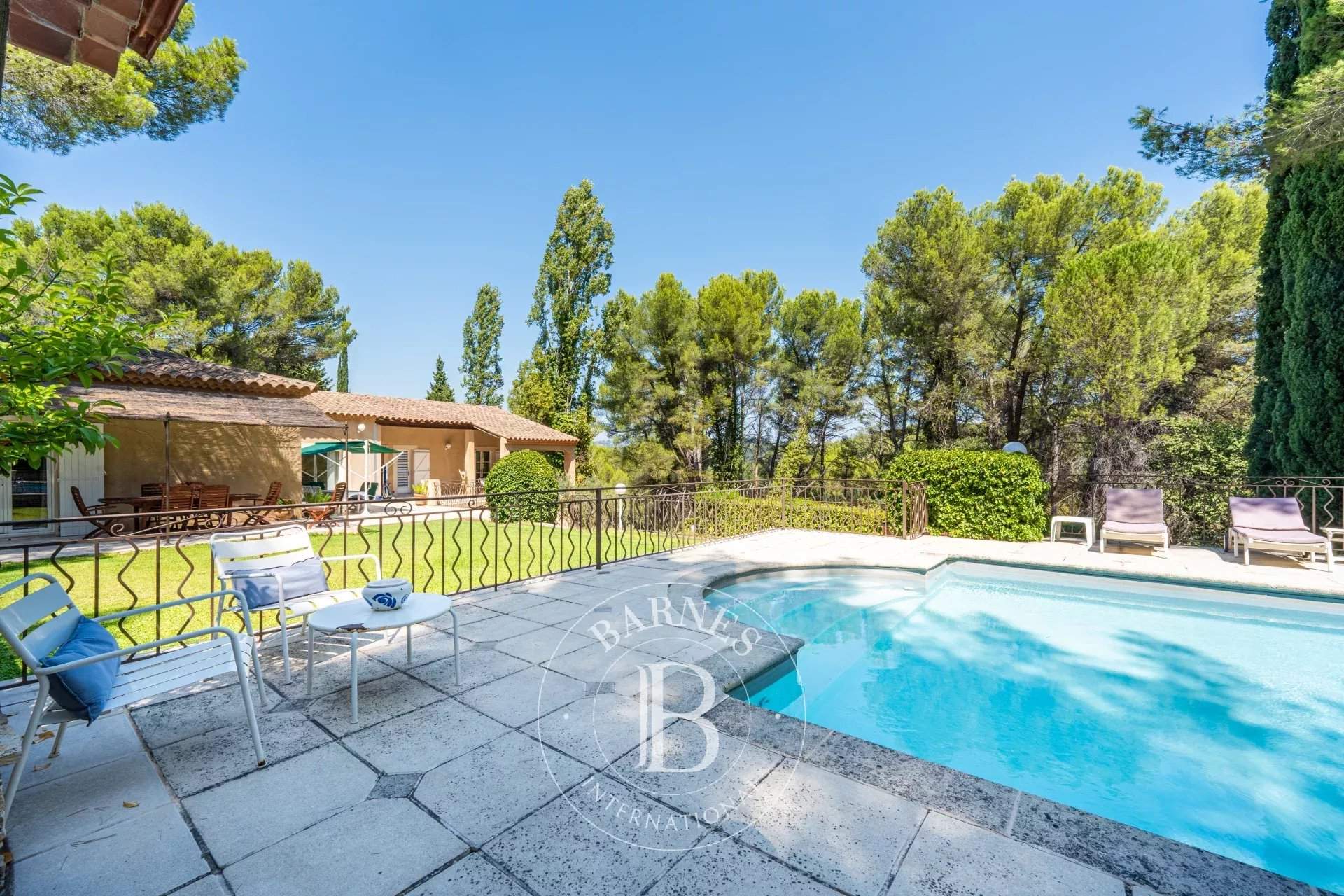 Aix-en-Provence  - House 5 Bedrooms - picture 5