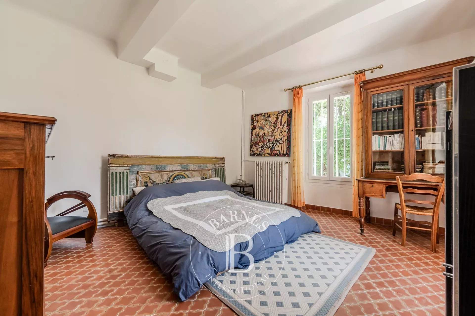 Aix-en-Provence  - Bastide 8 Pièces 5 Chambres - picture 14
